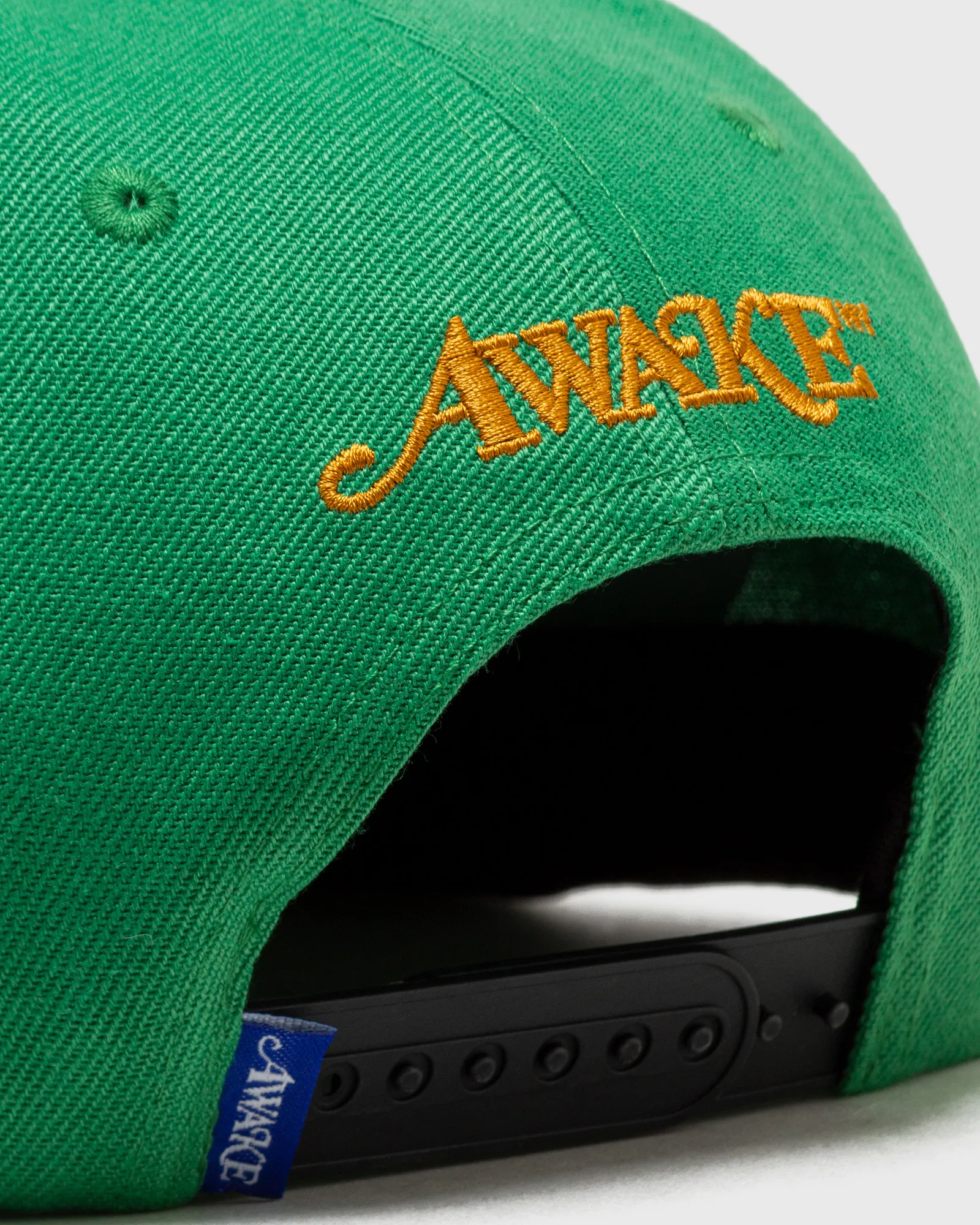 Awake 5 BOROUGH SNAP BACK