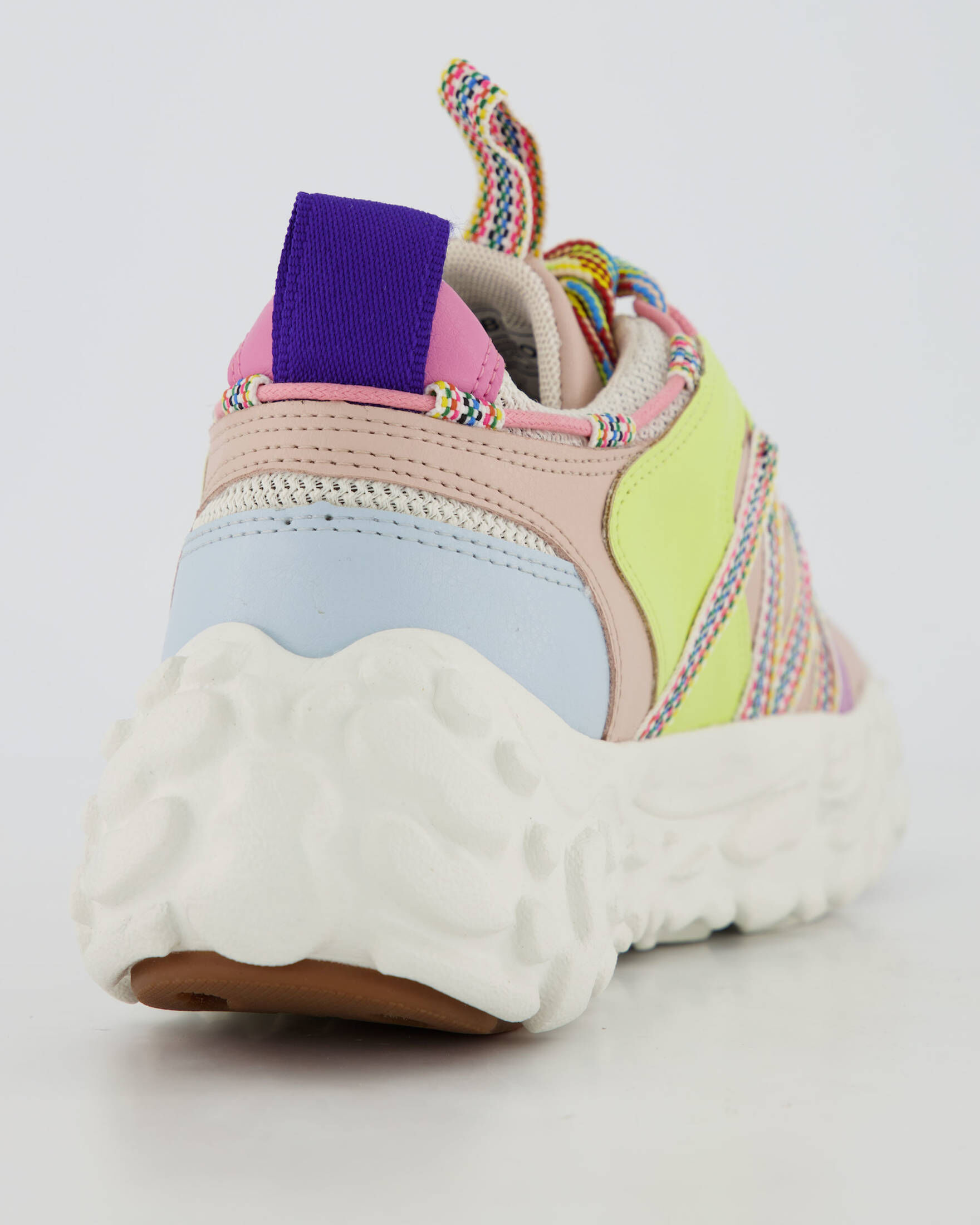 Embassy of bricks and logs| Damen Sneaker SHEFFIELD