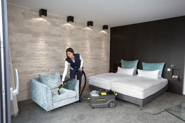 Kärcher Professional Puzzi 10/1 Edition - Tæpperenser - beholder - 1250 W