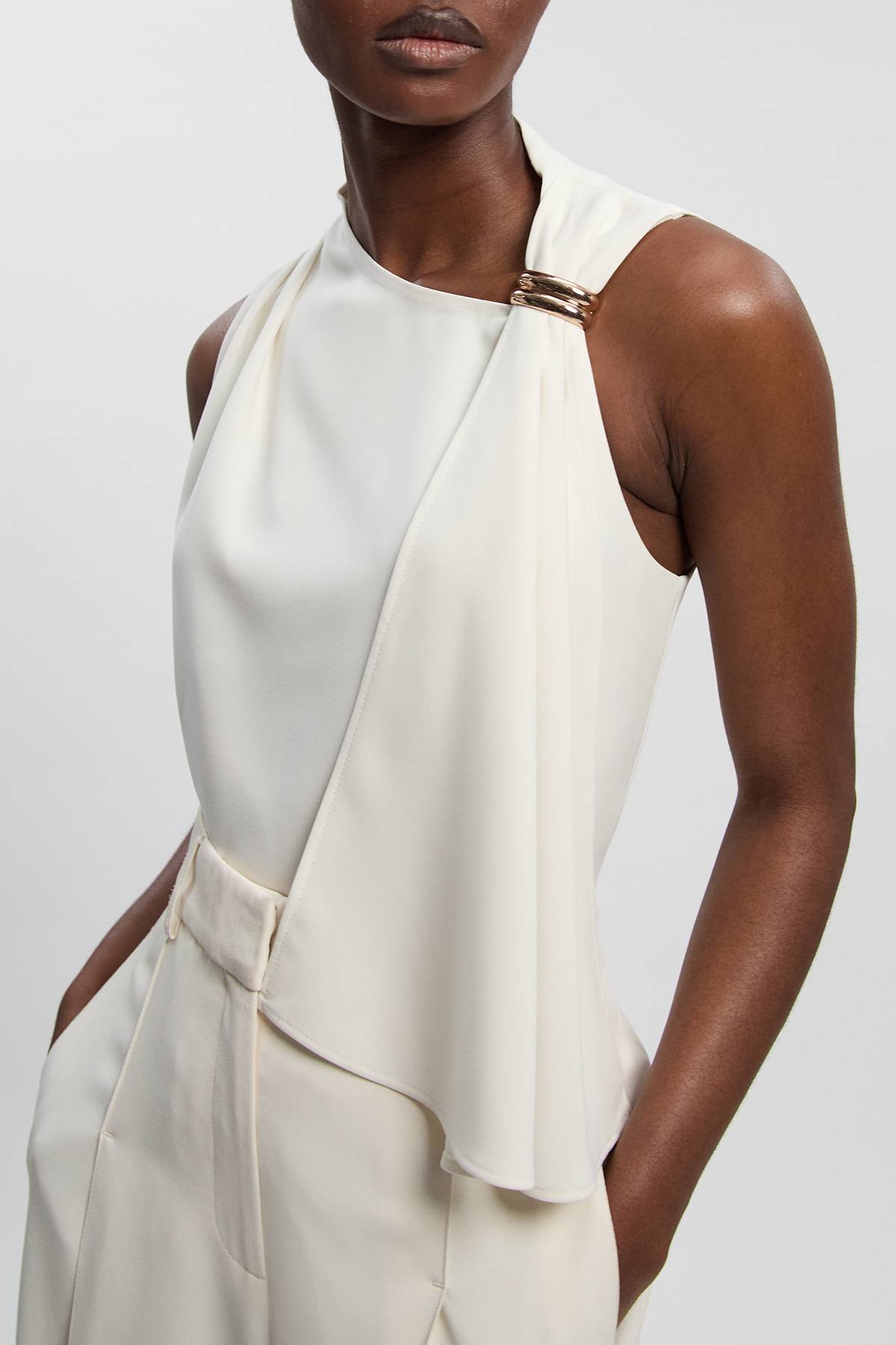 KarenMillen Haut Drapé À Détails De Finition Tailleur Poli