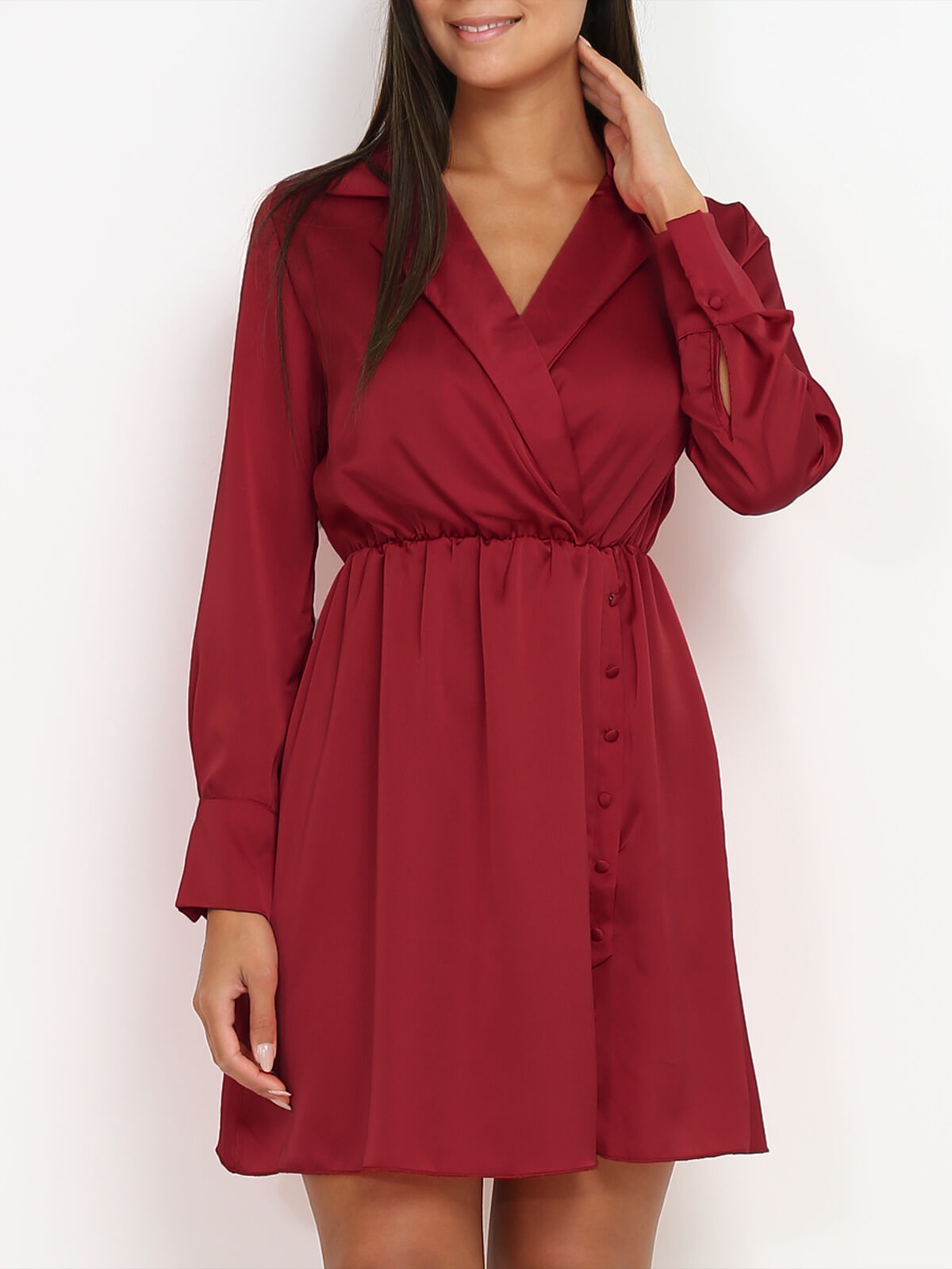 Robe satinée à col chemise- Bordeaux