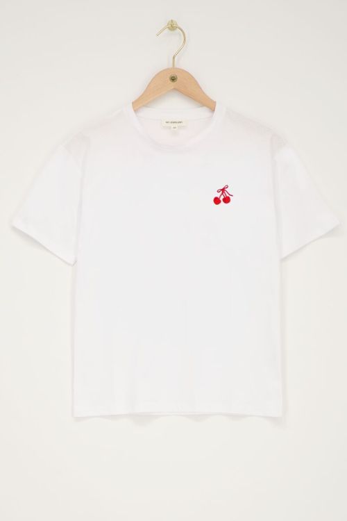 Wit T-shirt met rood kersje