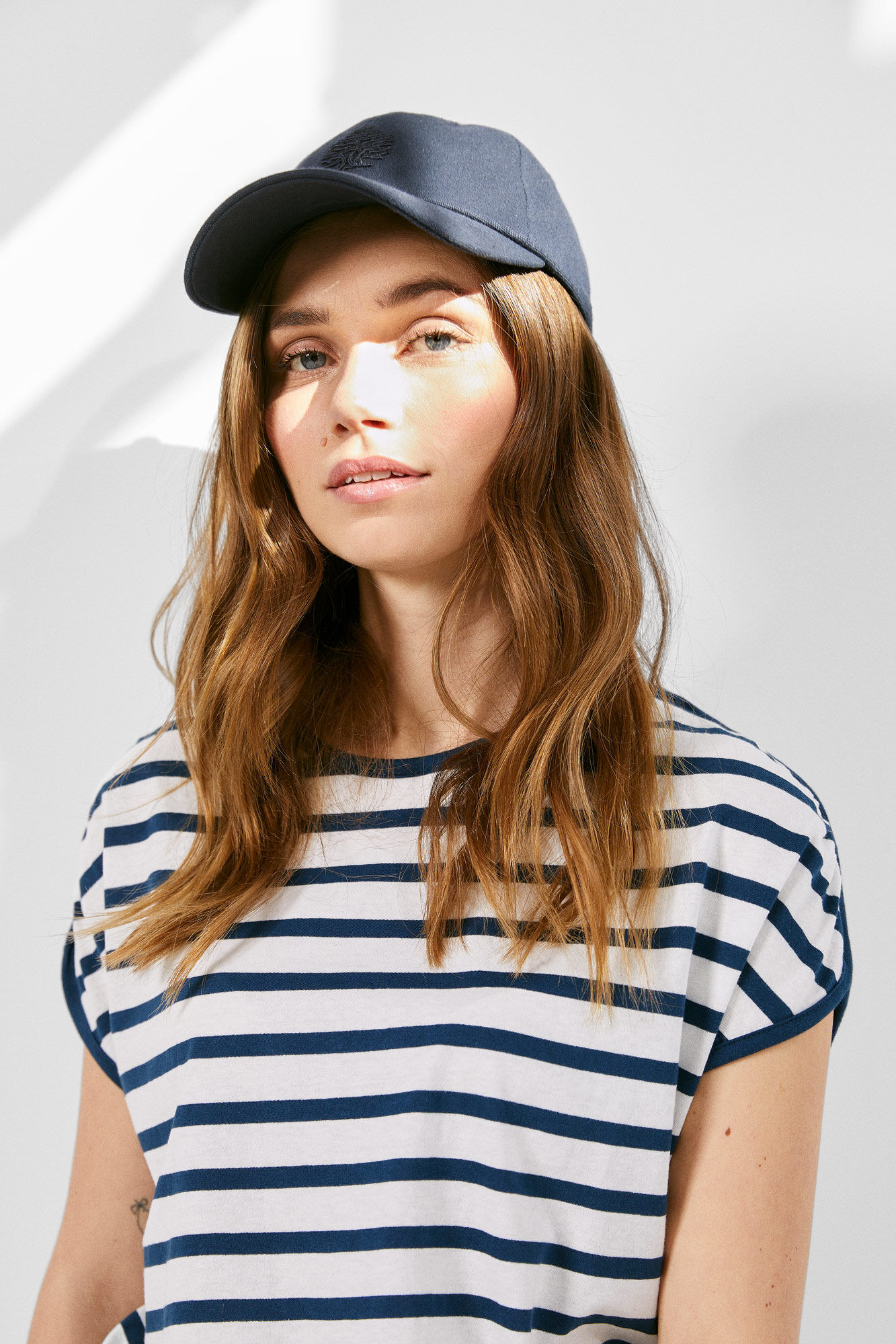 Camiseta listrada com franzido - Azul médio