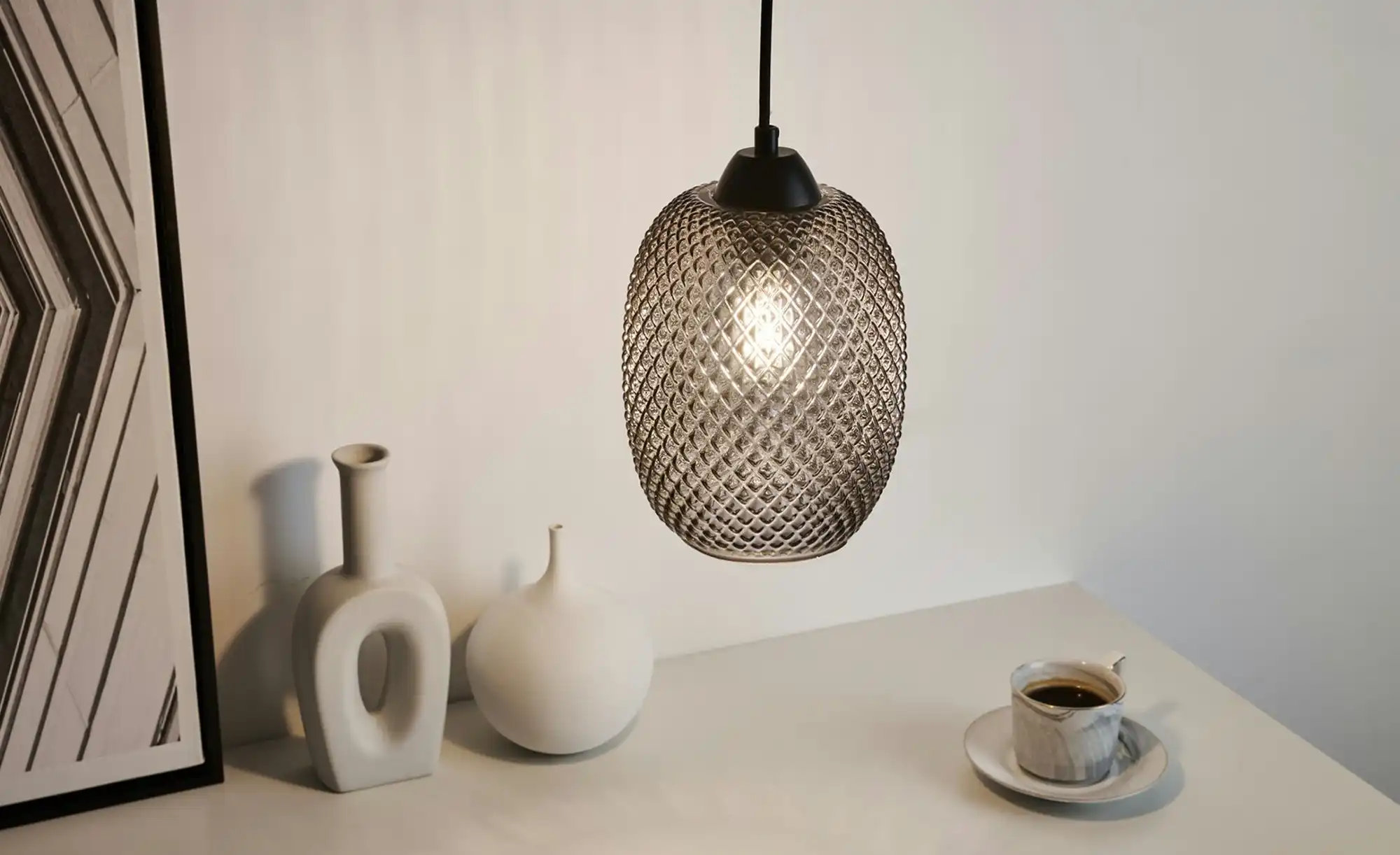 Pendelleuchte, 1-flammig, Rauchglas mit Struktur