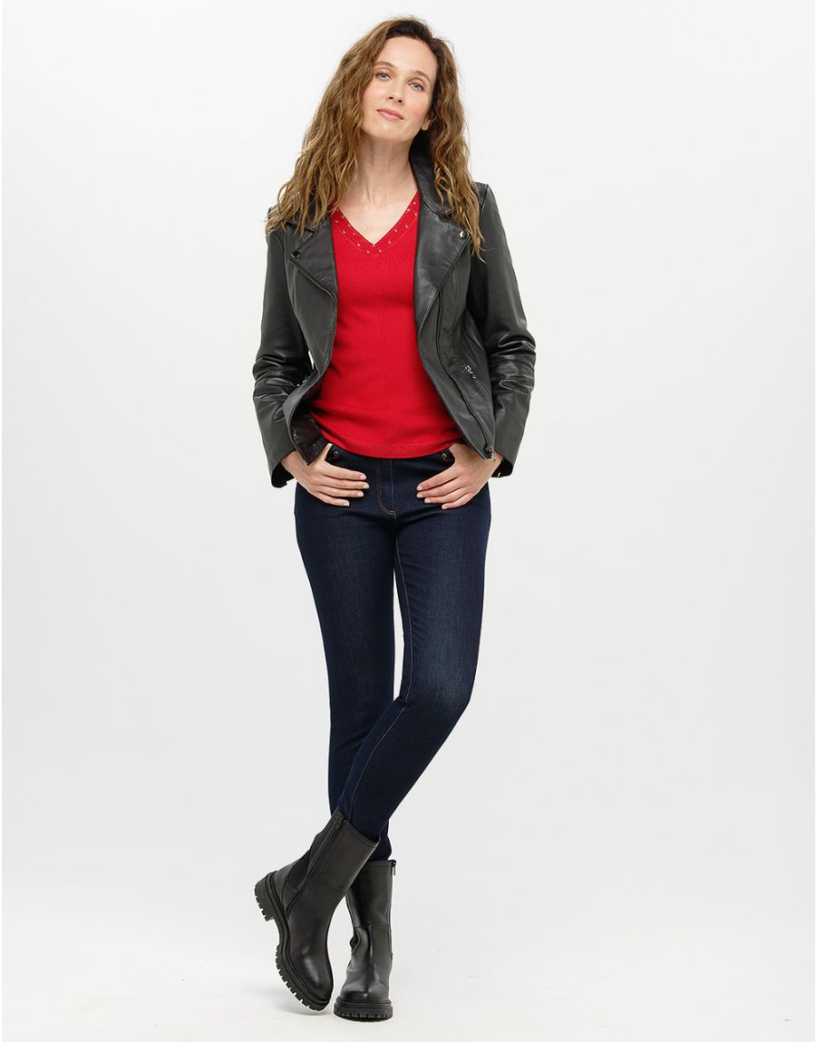 Pull rouge col irisé