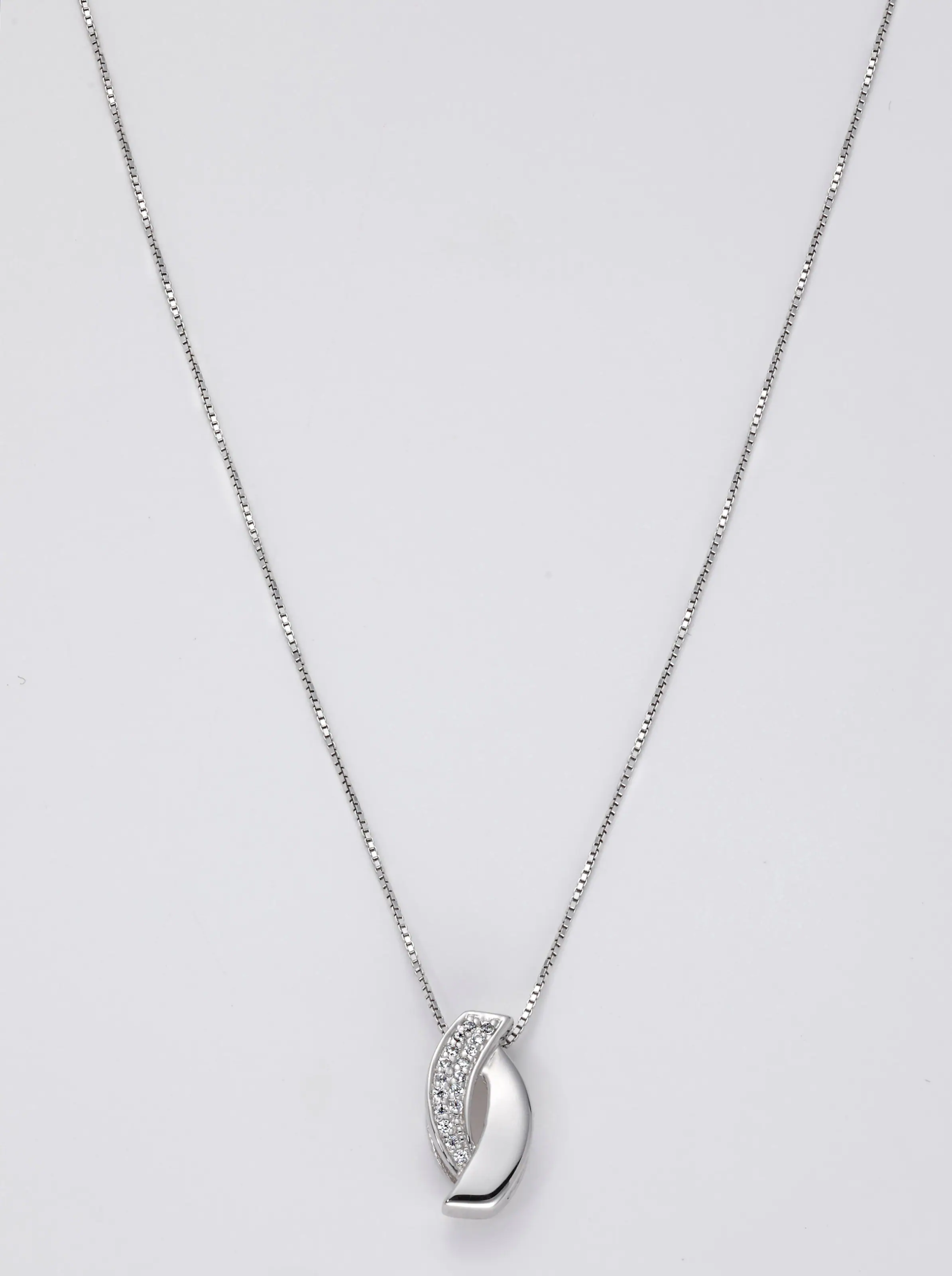 Anhänger mit Kette in Silber 925