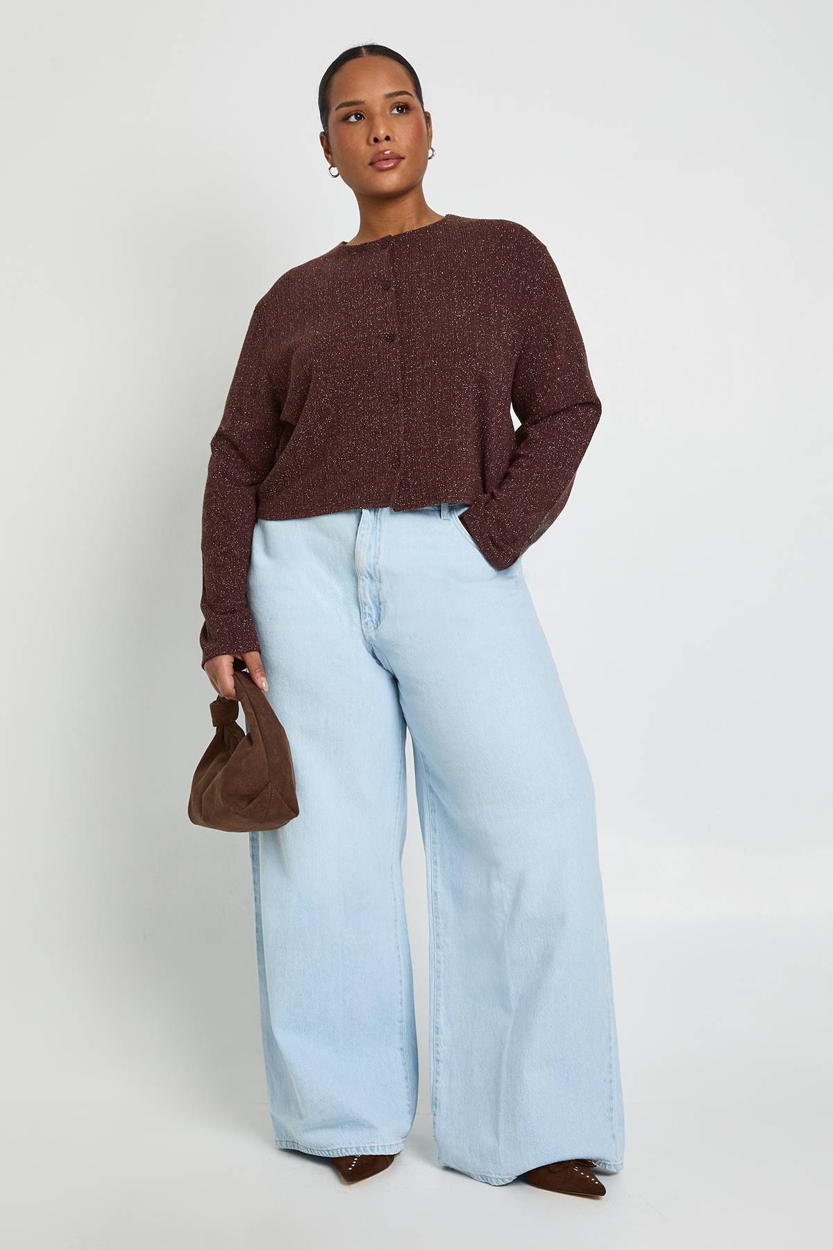 boohoo Haut Boxy Grande Taille à Côtes Pailletées avec Boutons Dorés