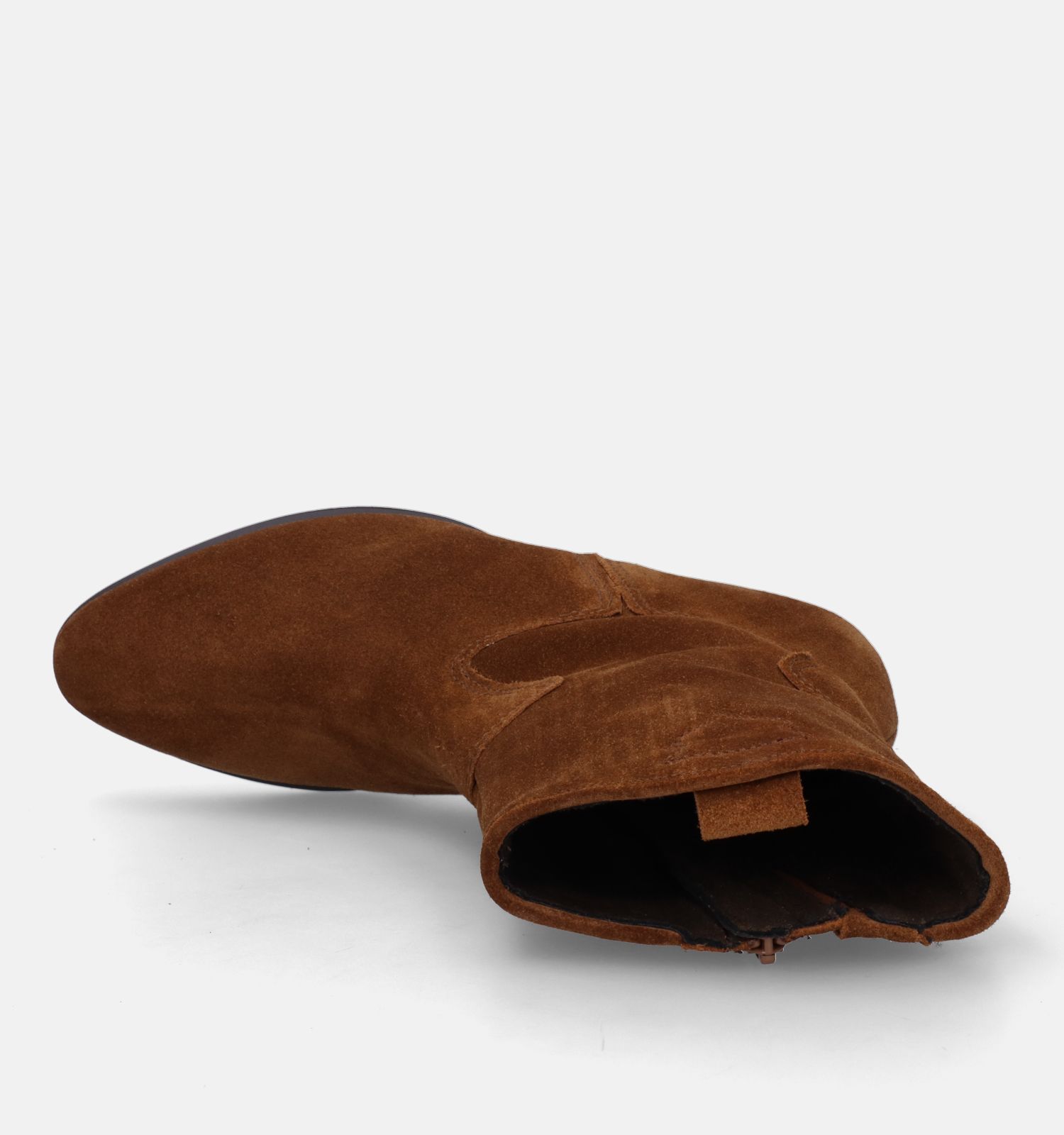 Cowboy boots cognac