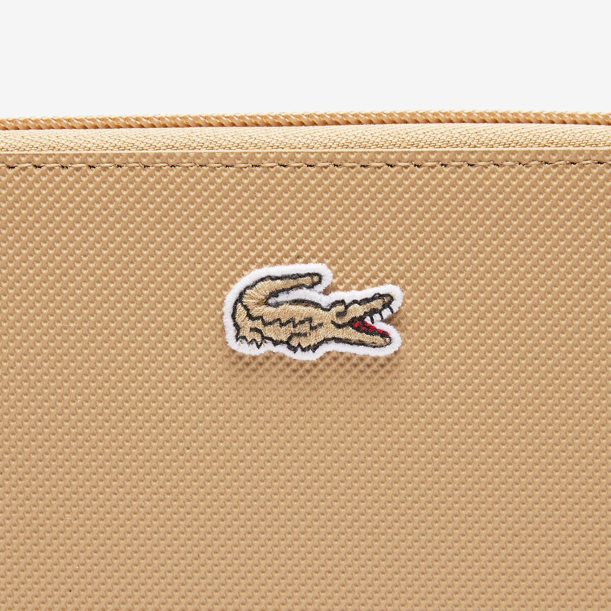 LACOSTE<br>Carteira com zíper em tecido piqué L1212