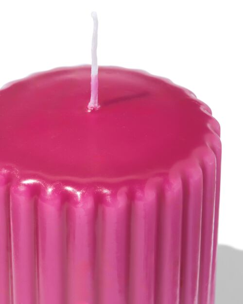bougie 6 x 8 cm nervurée rose fluo