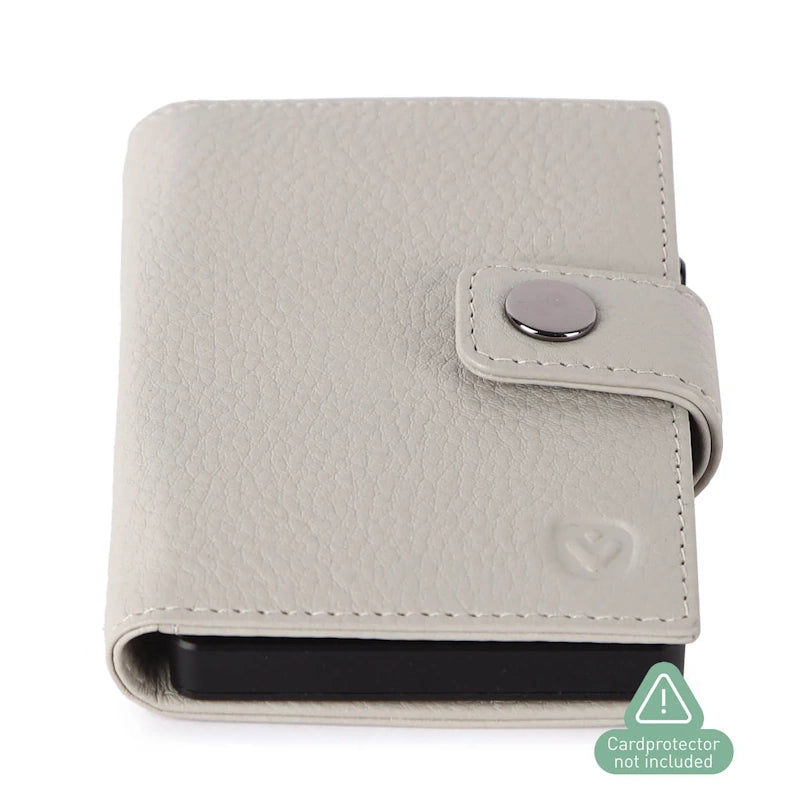 Valenta Card Wallet Leather MagSafe Off White