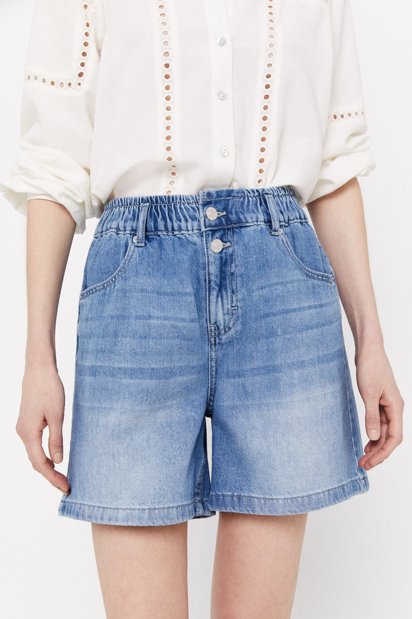 Shorts jeans de modelagem fácil - Azul escuro