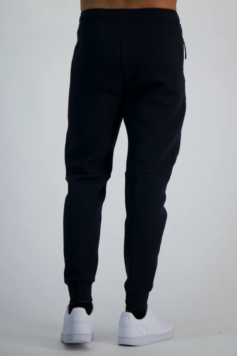 Nike Sportswear Tech Fleece Herren Trainerhose