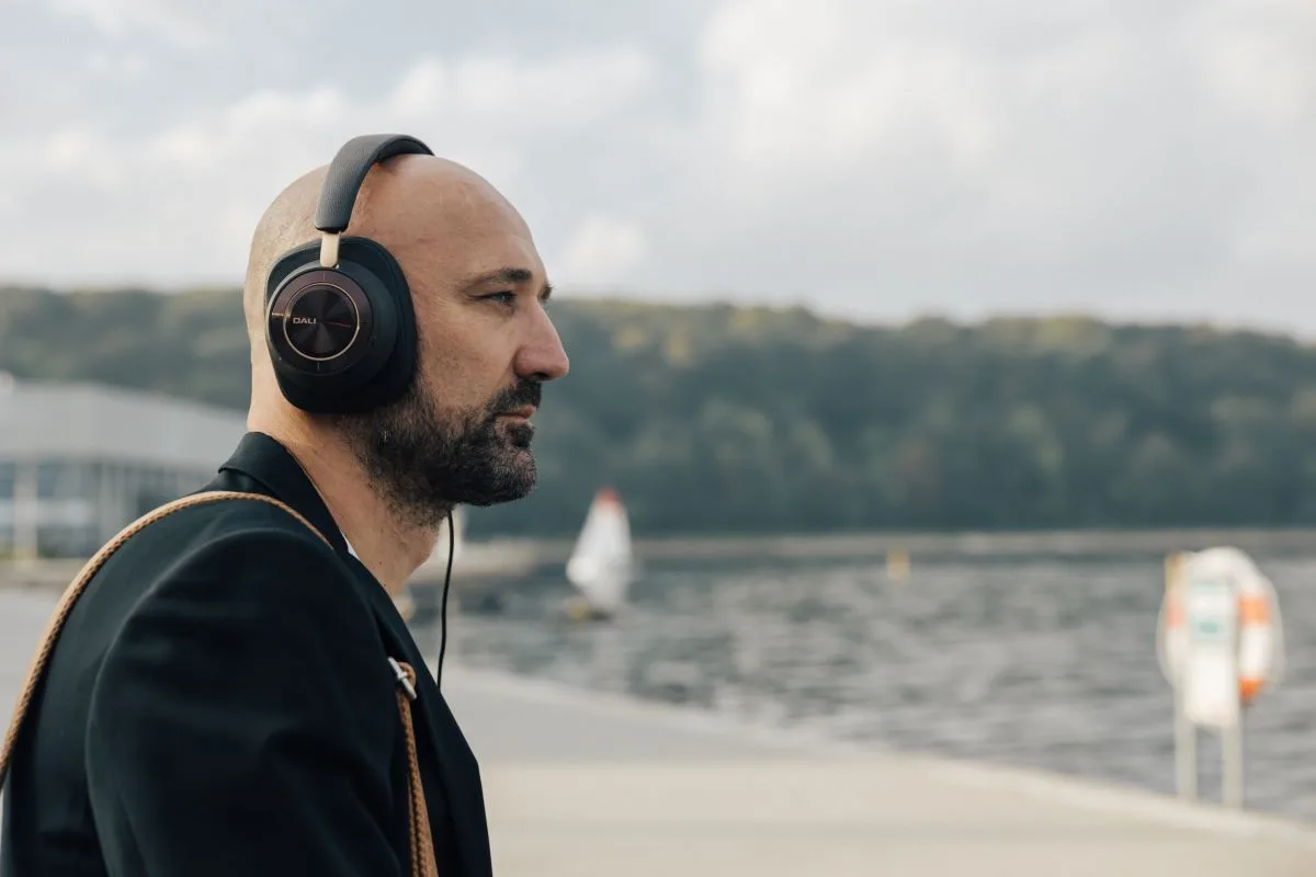 Dali IO-12 Chocolat foncé Casques Bluetooth