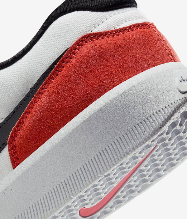 Nike SB Force 58 Schuh (white black cosmic clay)