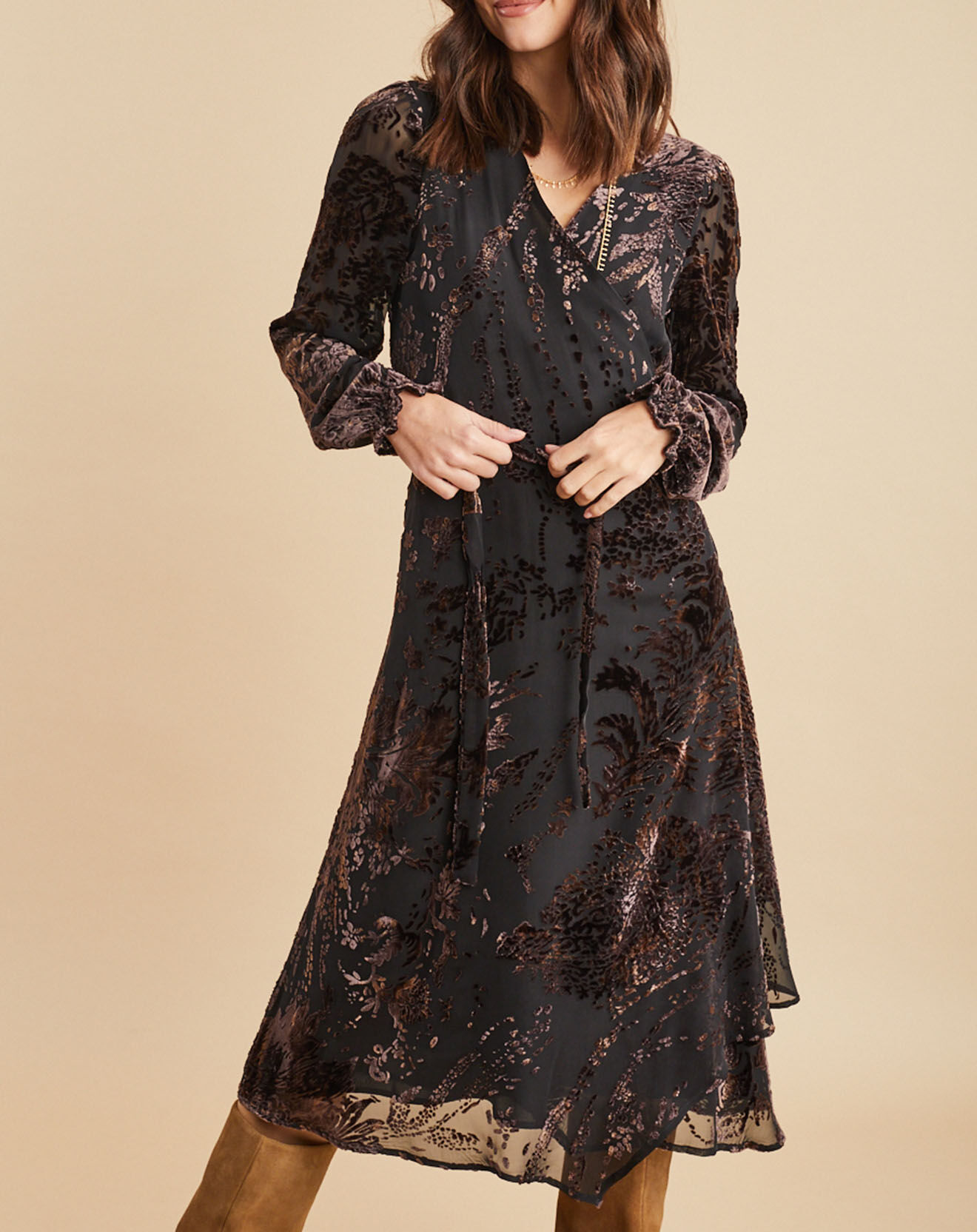Lauren Vidal Robe en Soie mélangée Opium motifs velours prune