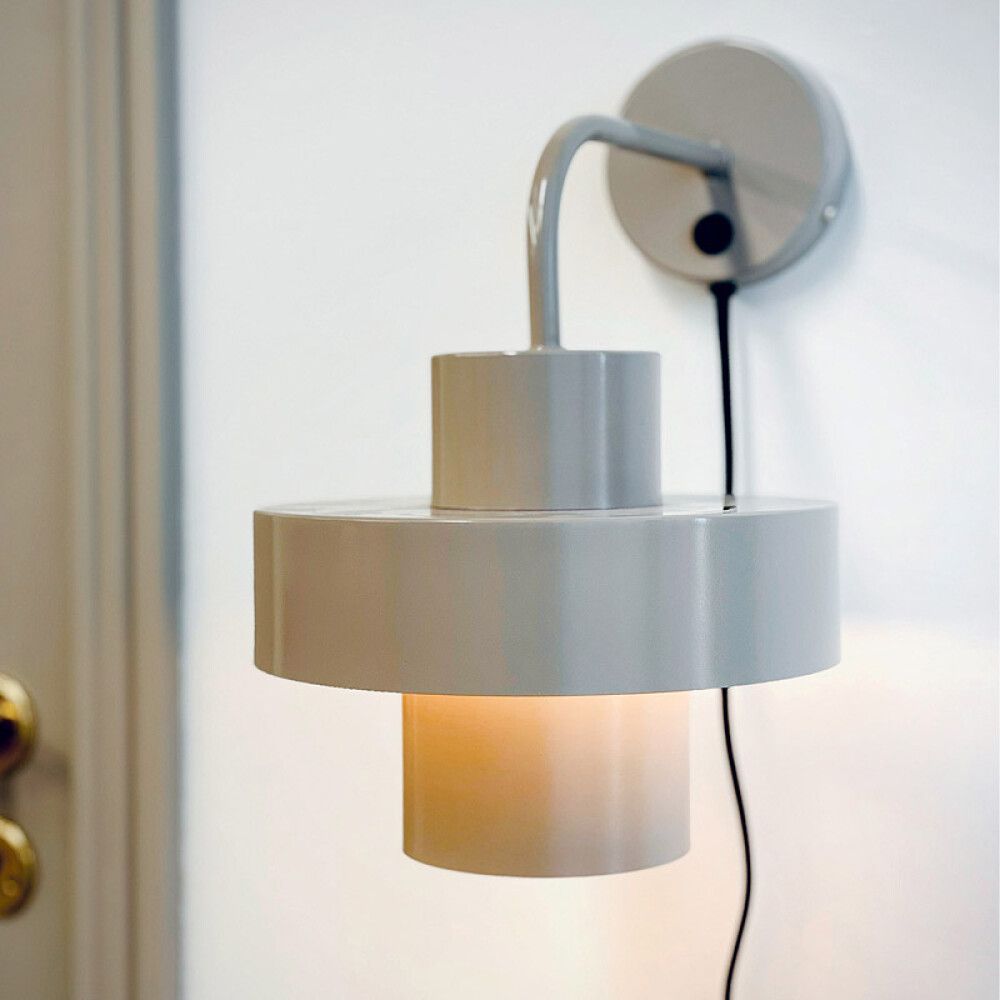 VEGGLAMPE DYBERG LARSEN STOKE GRÅ