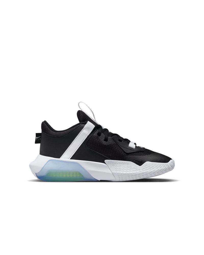 Chaussures de basket Nike Crossover Noir & Blanc pour enfant