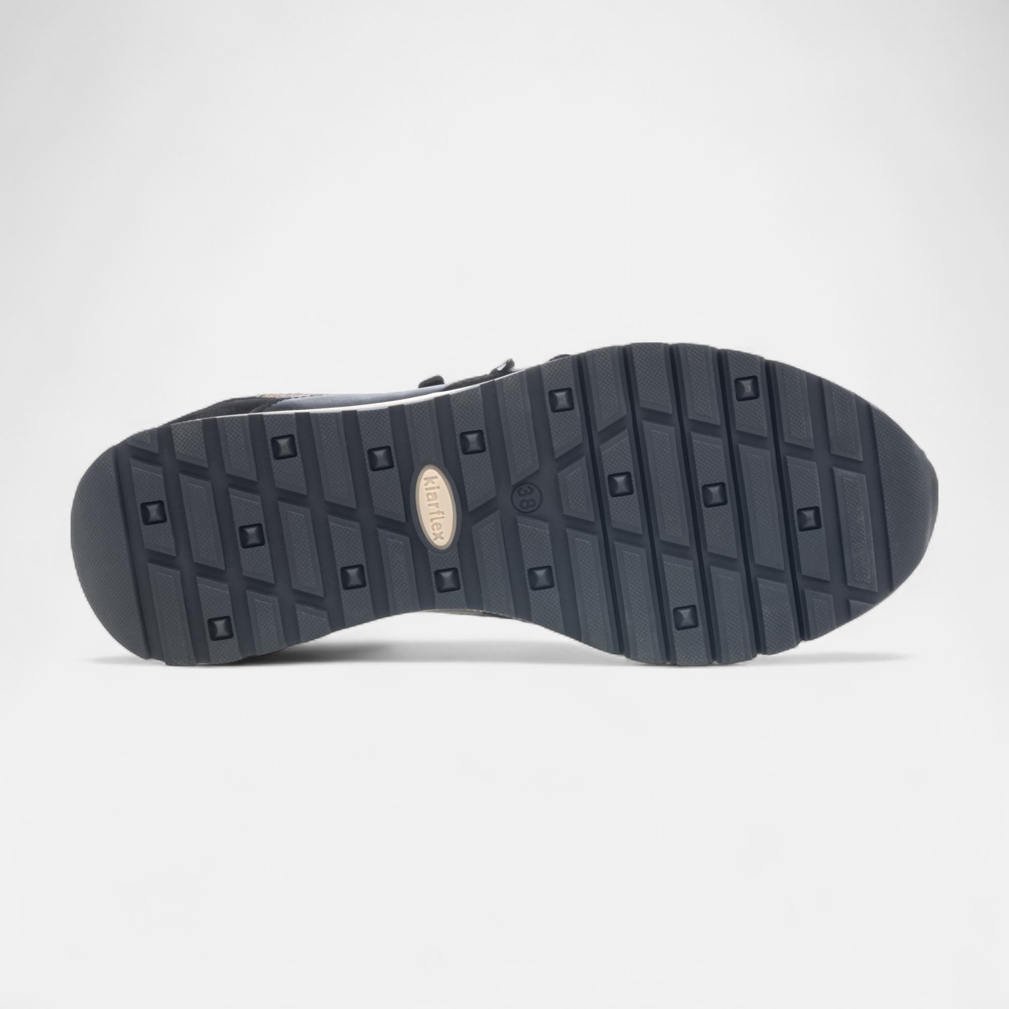 Baskets basses Femme en cuir noir