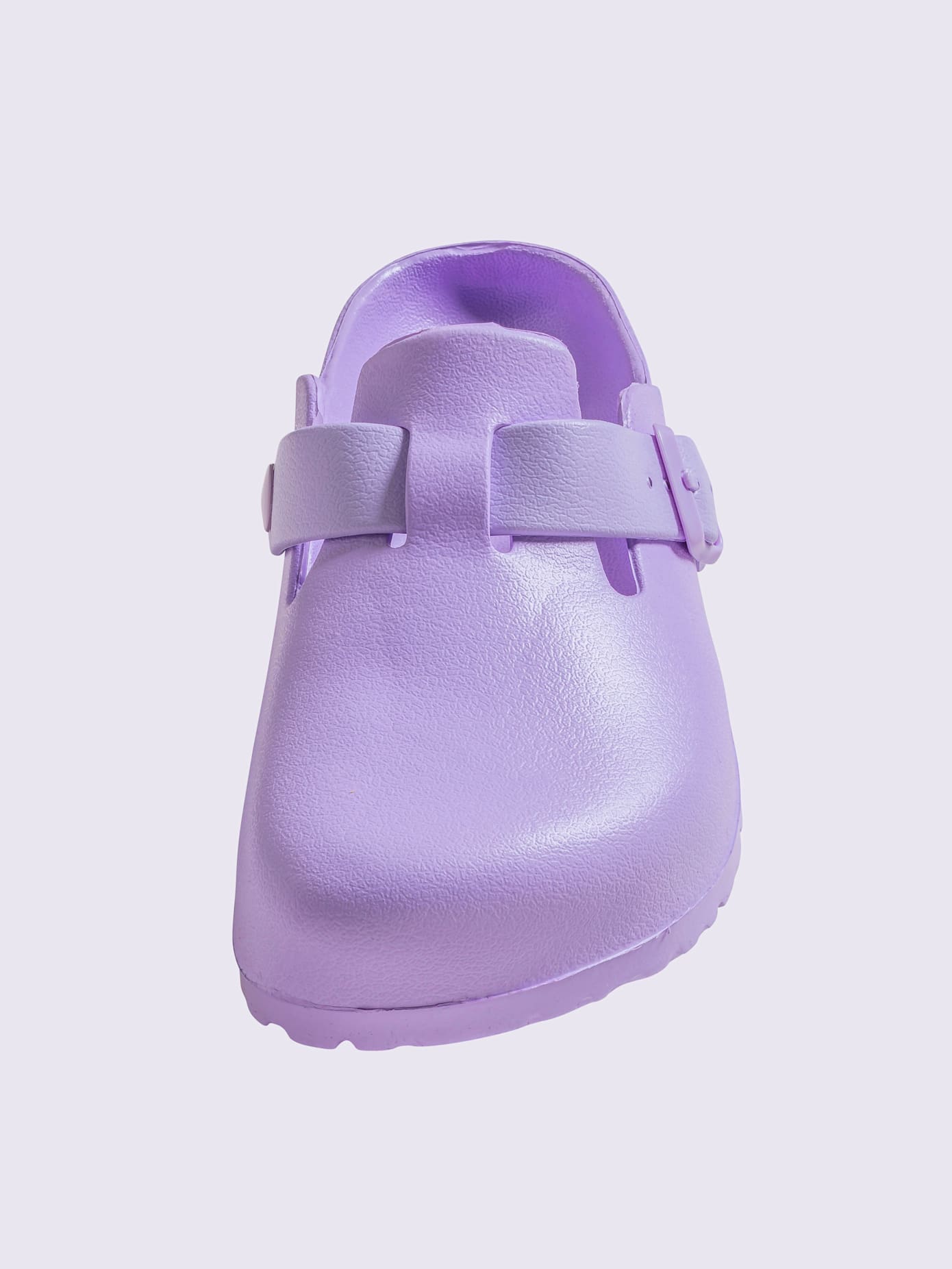 Chaussons matière synthétique