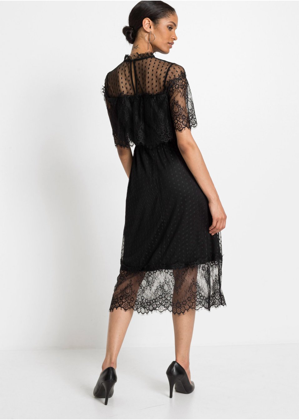 Robe en dentelle