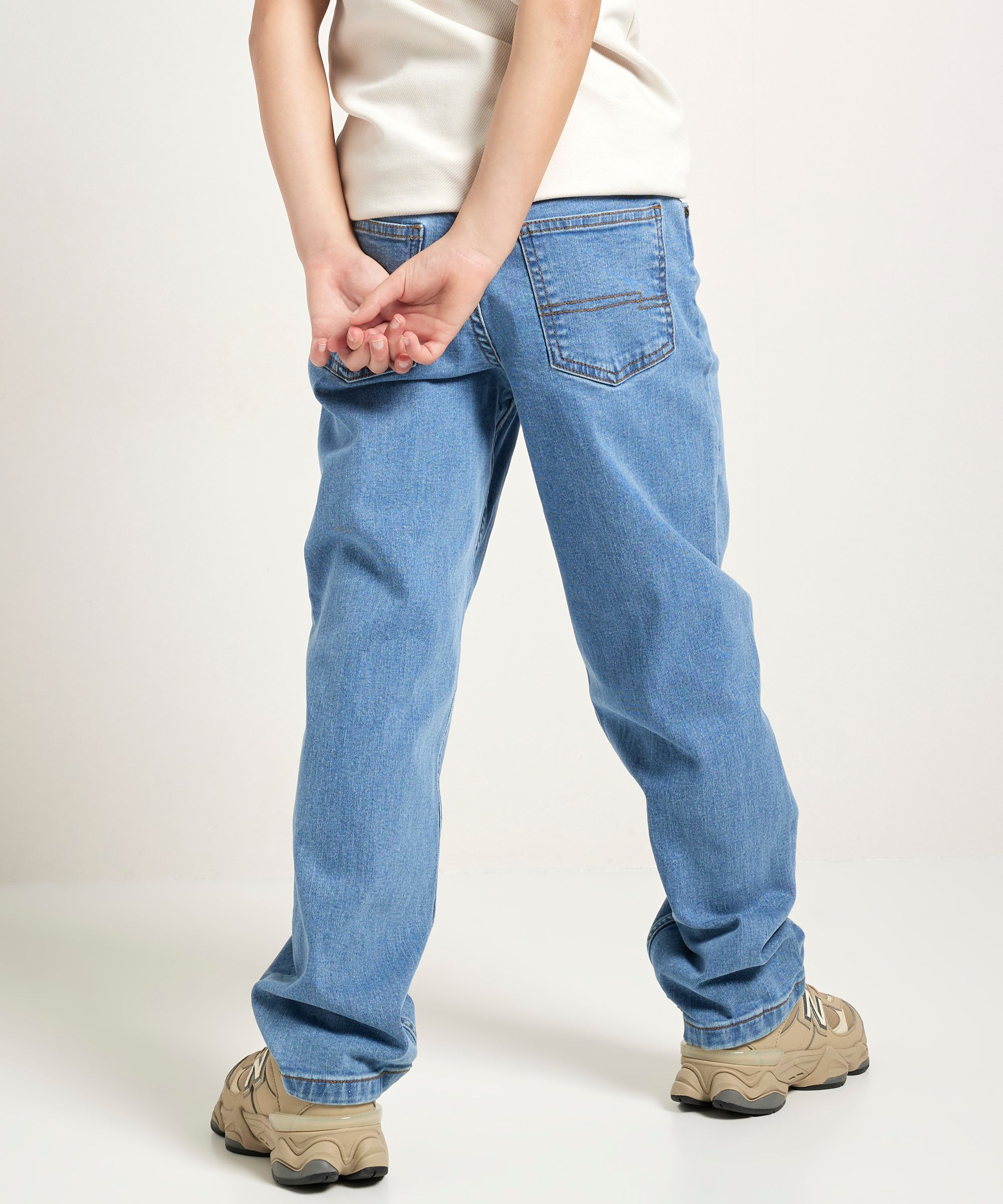 baggy fit stretch jeans