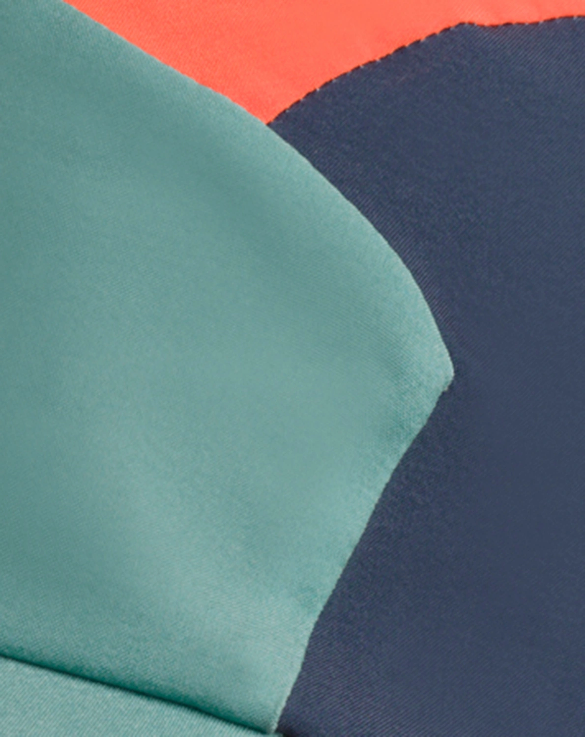 Basecap COLORBLOCK in dusky turquoise/glow orange/dark navy