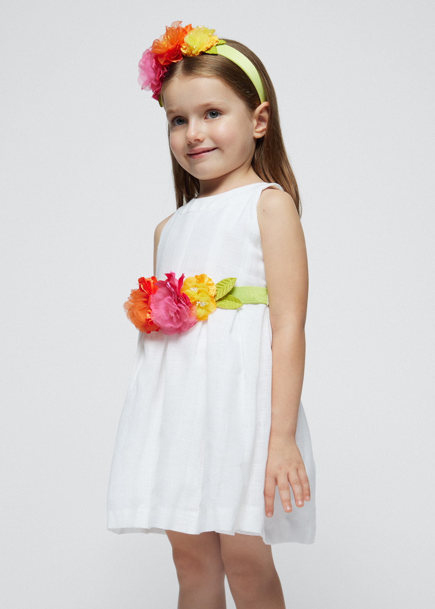 Vestido camélia com cinto floral para meninas