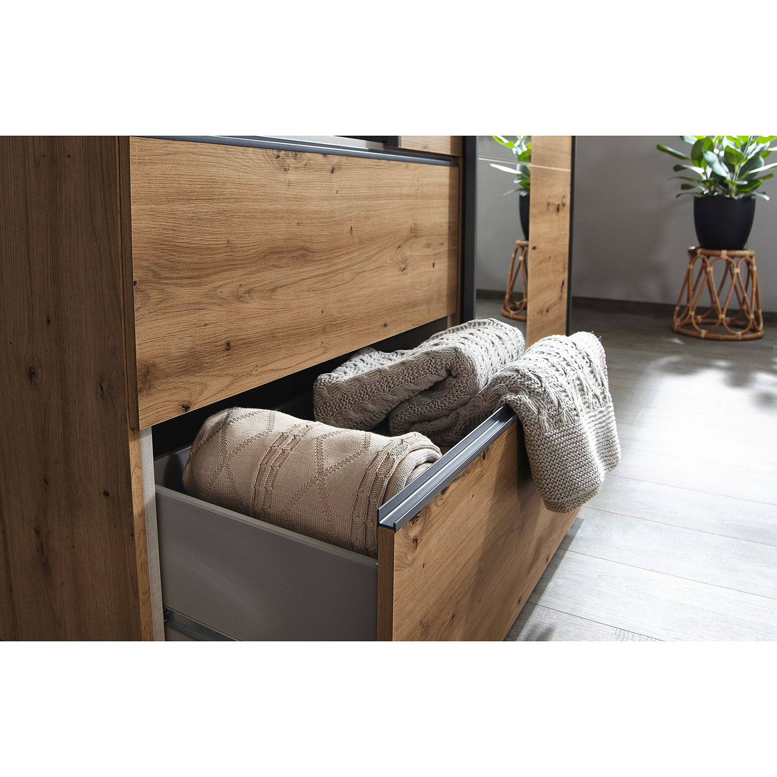 Schwebetürenschrank - Eiche Artisan - mit Spiegel - 175 cm