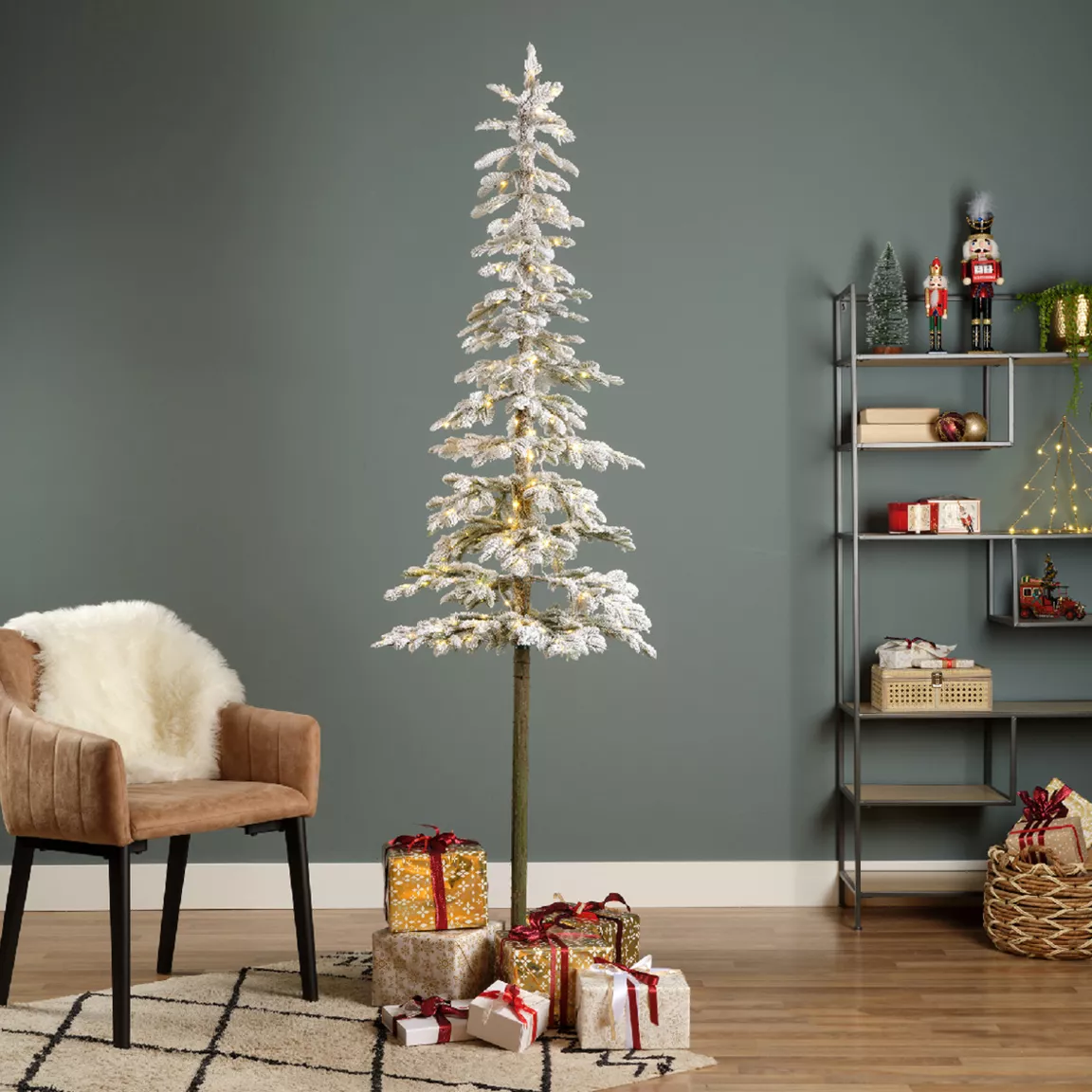 Sapin de Noël artificiel lumineux 150 LED H180 cm Sierra Vert enneigé