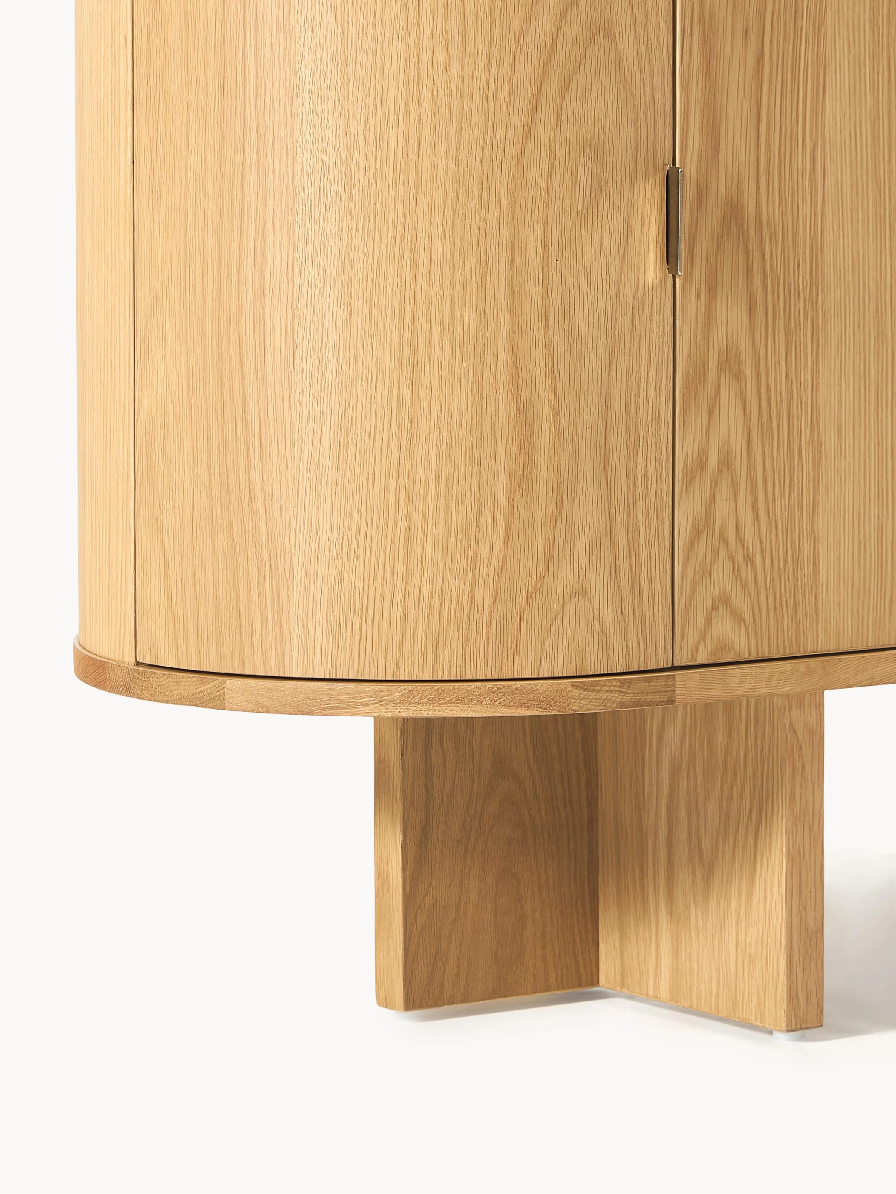Houten dressoir Zumi met afgeronde hoeken