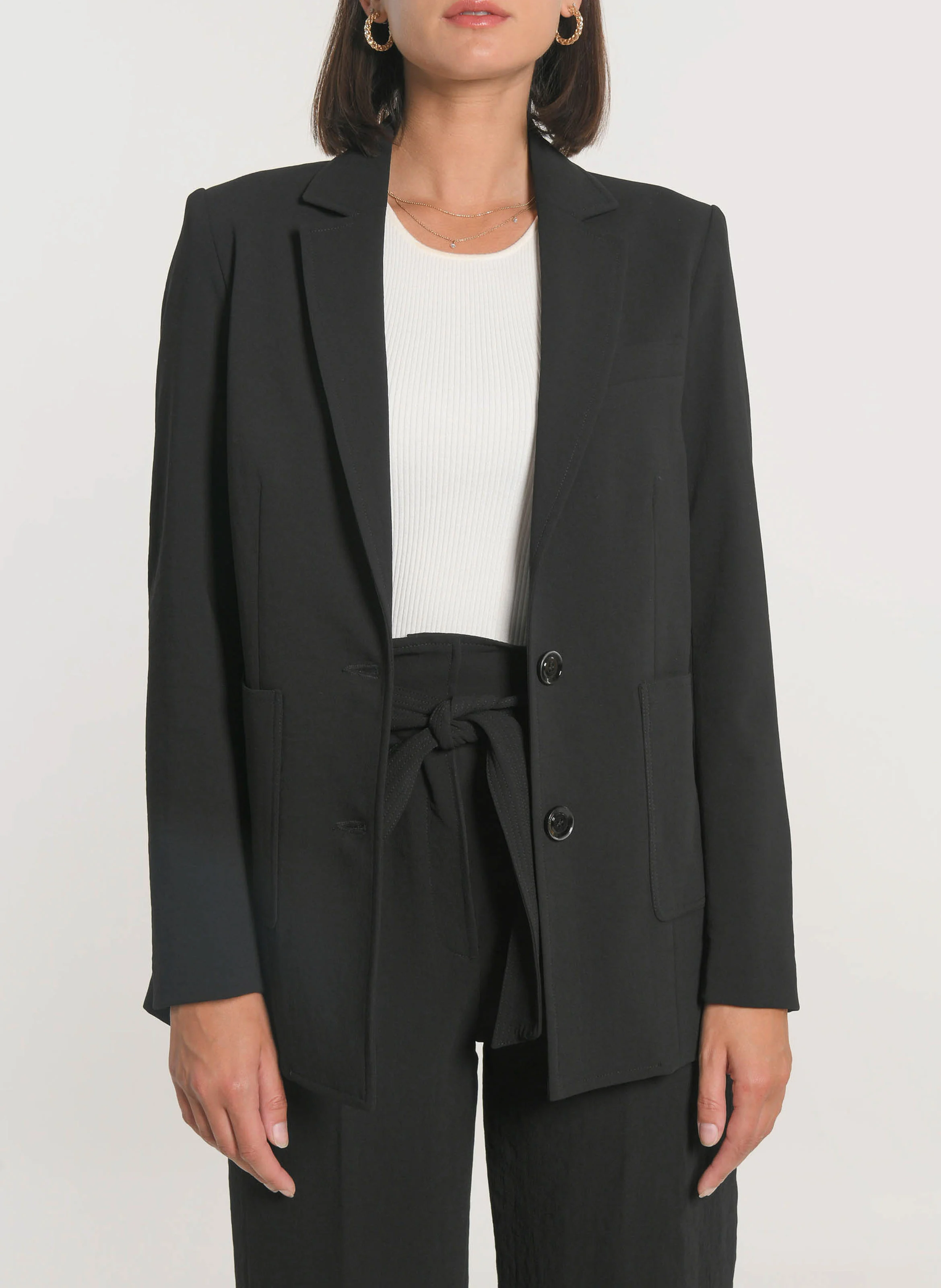 MIKA - Veste de tailleur ajustée| Noir