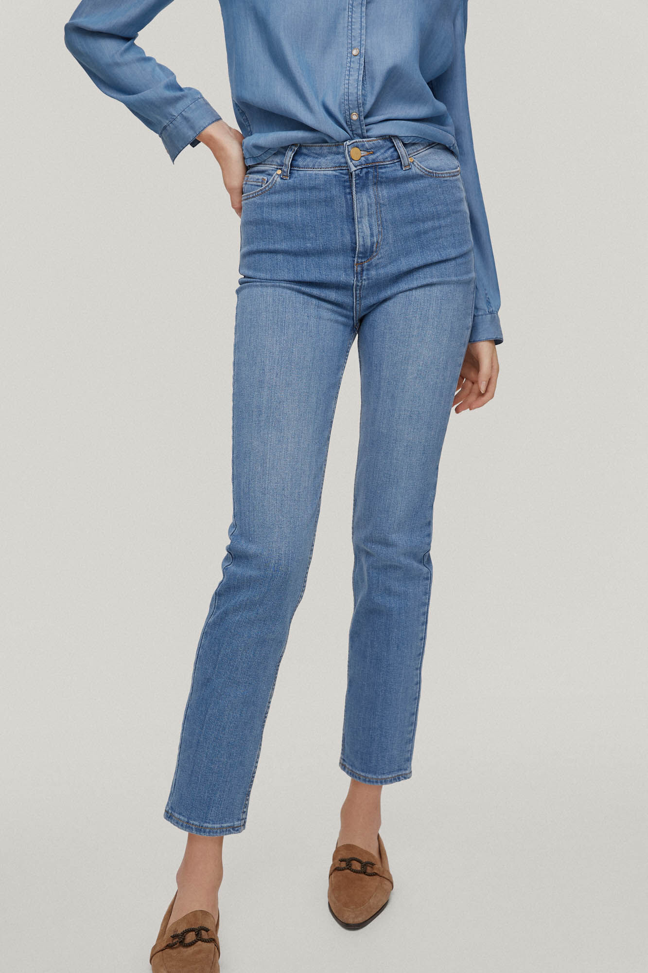 Calça jeans slim fit com 5 bolsos - Azul
