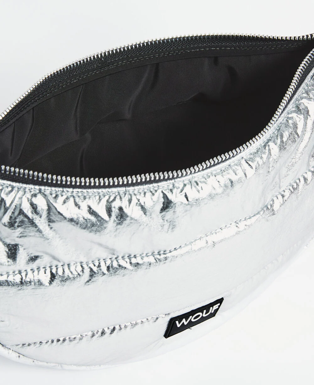 Wouf  Glossy Crossbody taske - Sølvfarvet