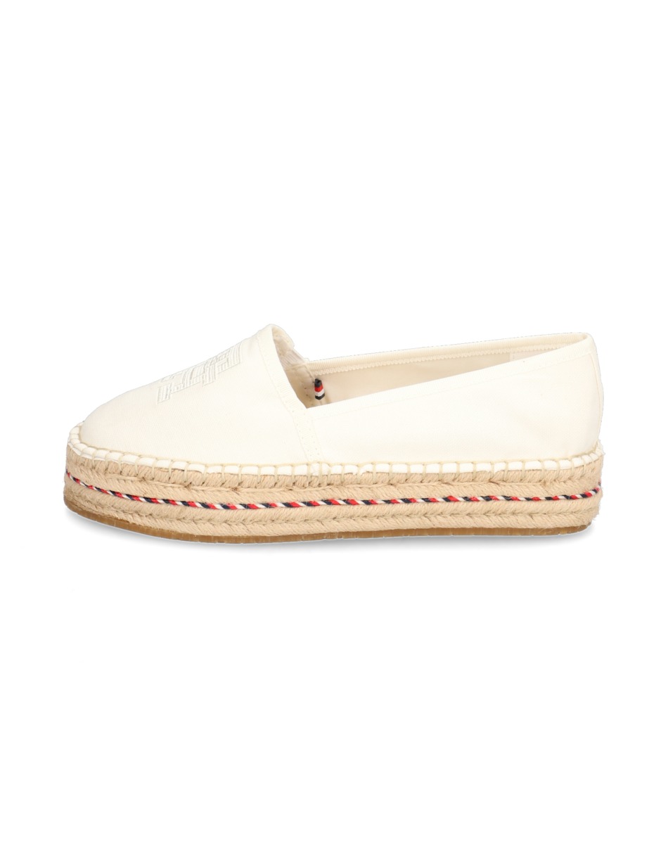 TH EMBROIDERED FLATFORM
