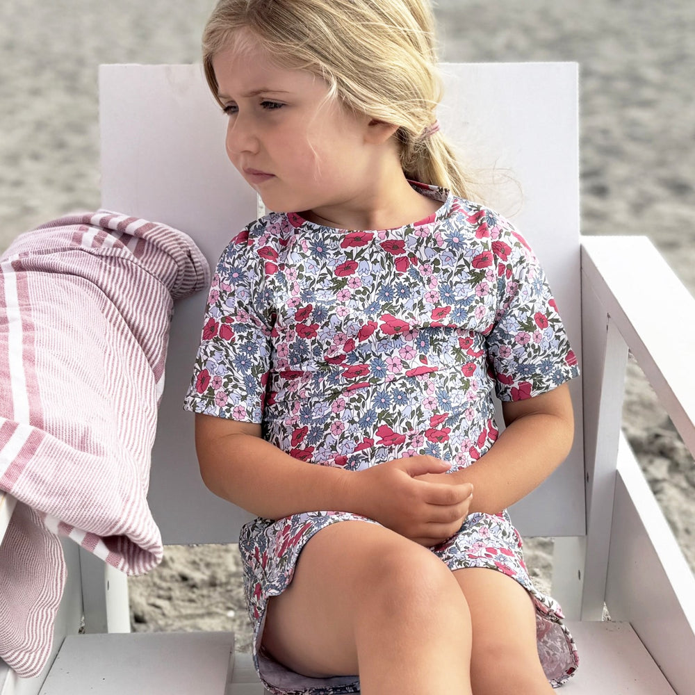 Køb Petit Crabe Poppy & Daisy P Luna Boatneck Uv-T-Shirt - Lavet af Liberty© Stof