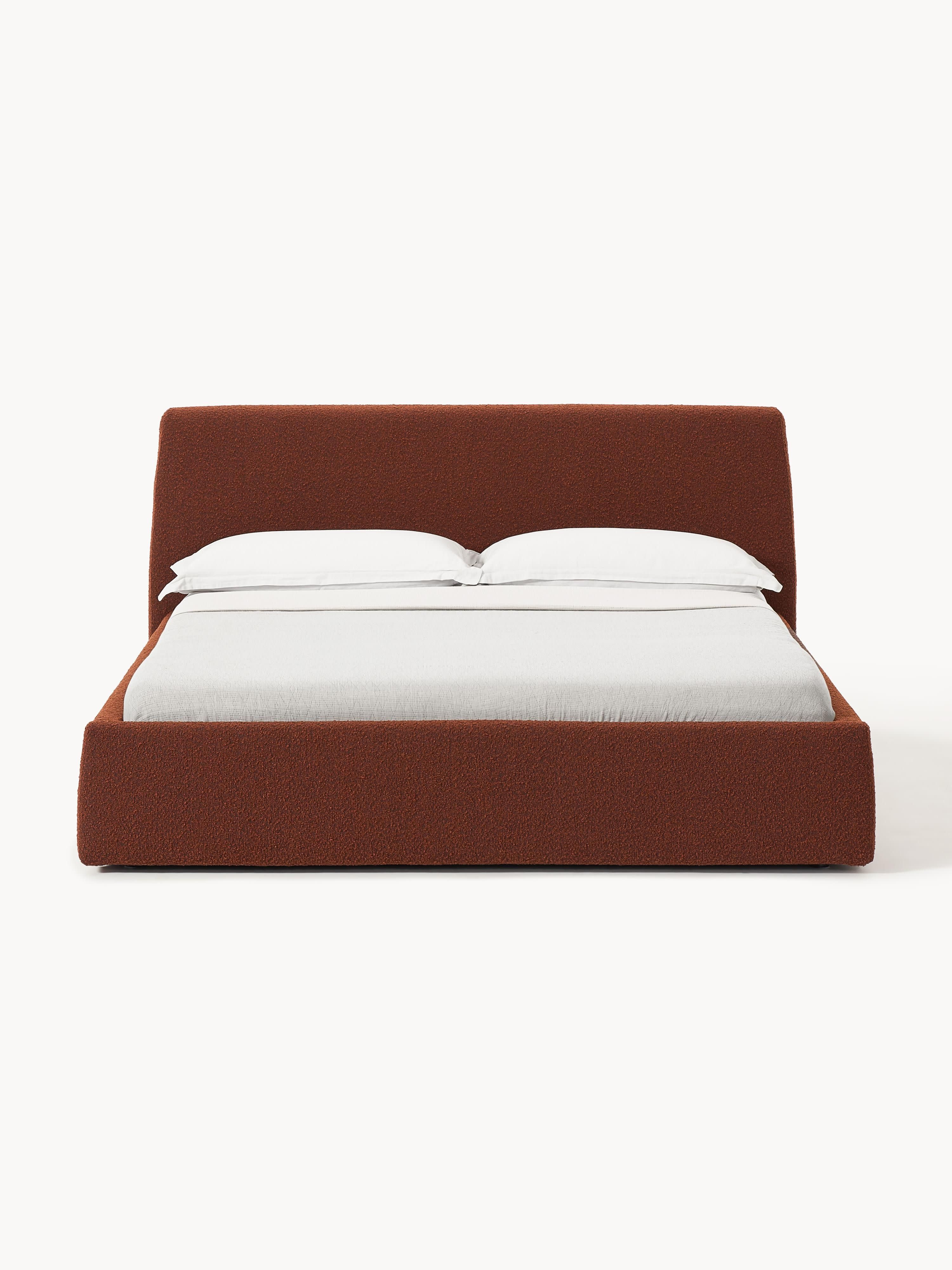Bouclé gestoffeerd bed Cloud