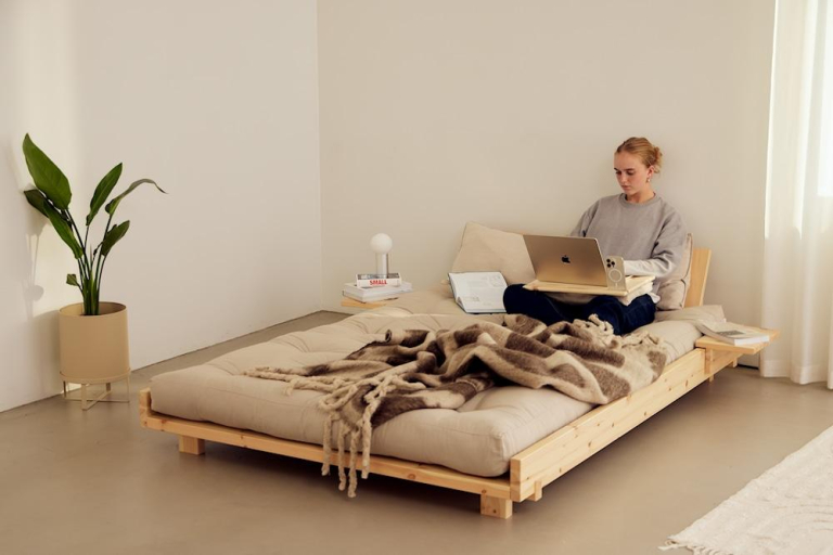 Karup Design Social bed 140x200 met hoofdbord Natural