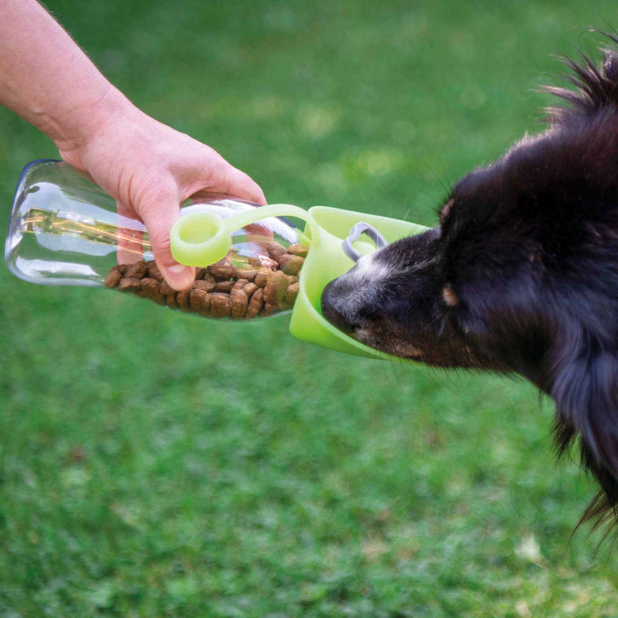 Hunde Futterflasche mit Silikon Napfblatt - Reisenapf