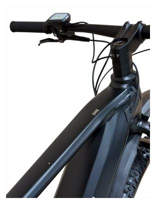 Produit reconditionné . Cube Reaction Hybrid One 625 SHIMANO 2022 . VTT électrique . Cube . très bon état