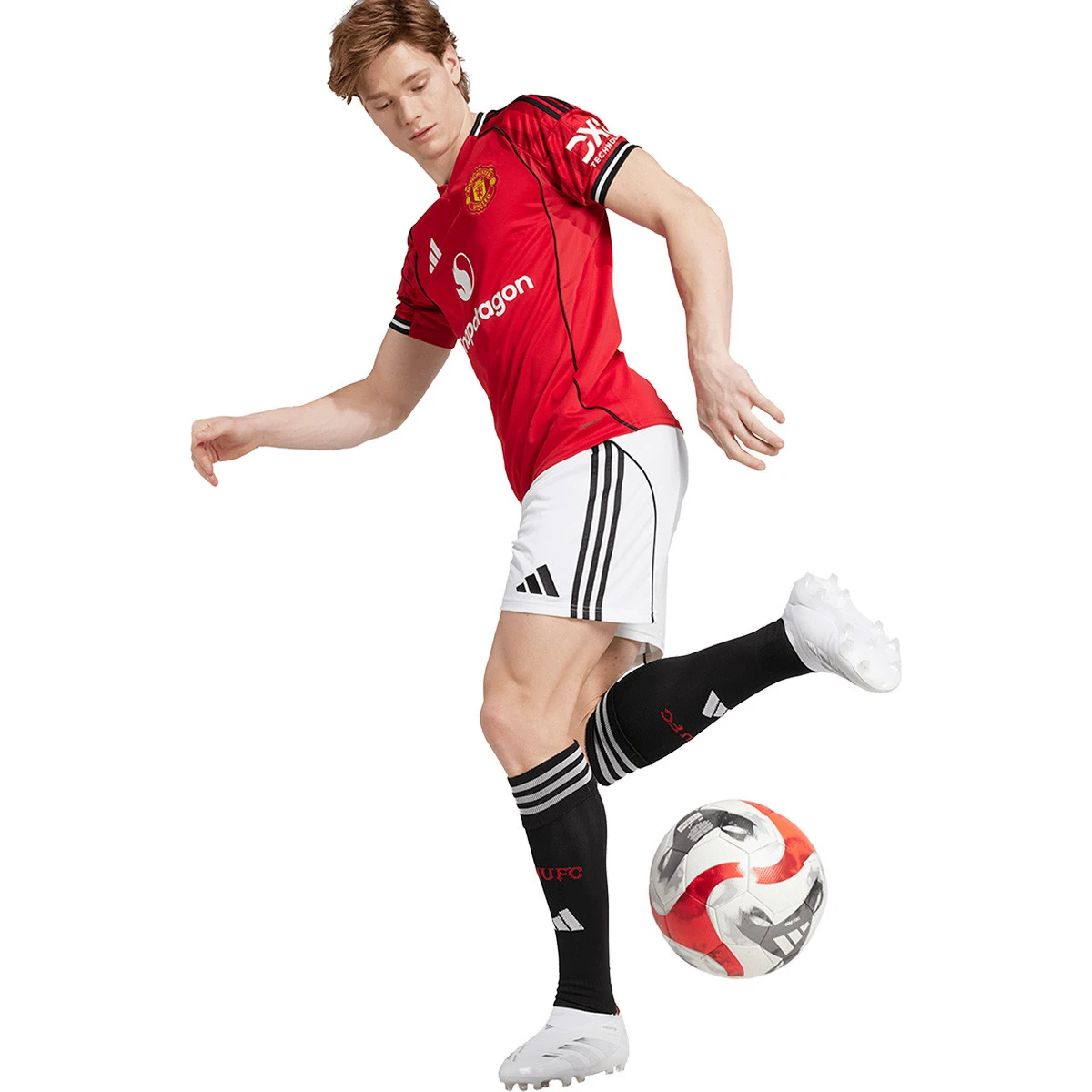 Calções adidas Manchester United Primeiro Equipamento 2025-2026