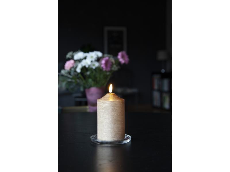 Star Trading LED-Kerze Pillar Flamme Ø 7.5 x 15 cm, Gold LED Kerze aus Wachs