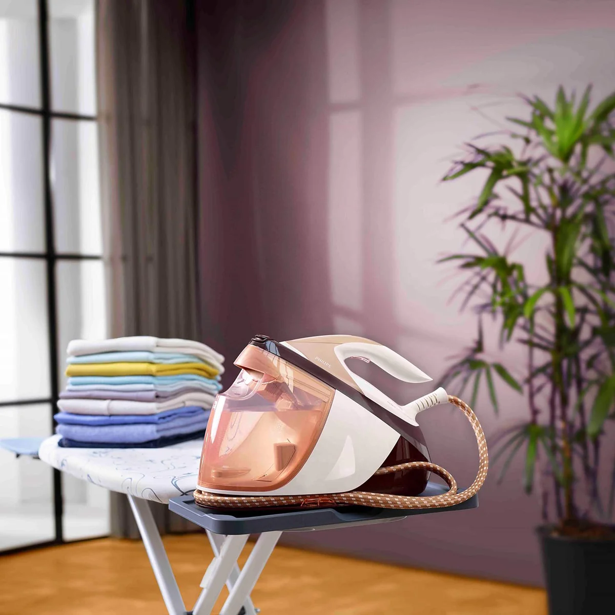 Centrale Vapeur de 1,8L 7,5 bars 2100W violet doré blanc Philips