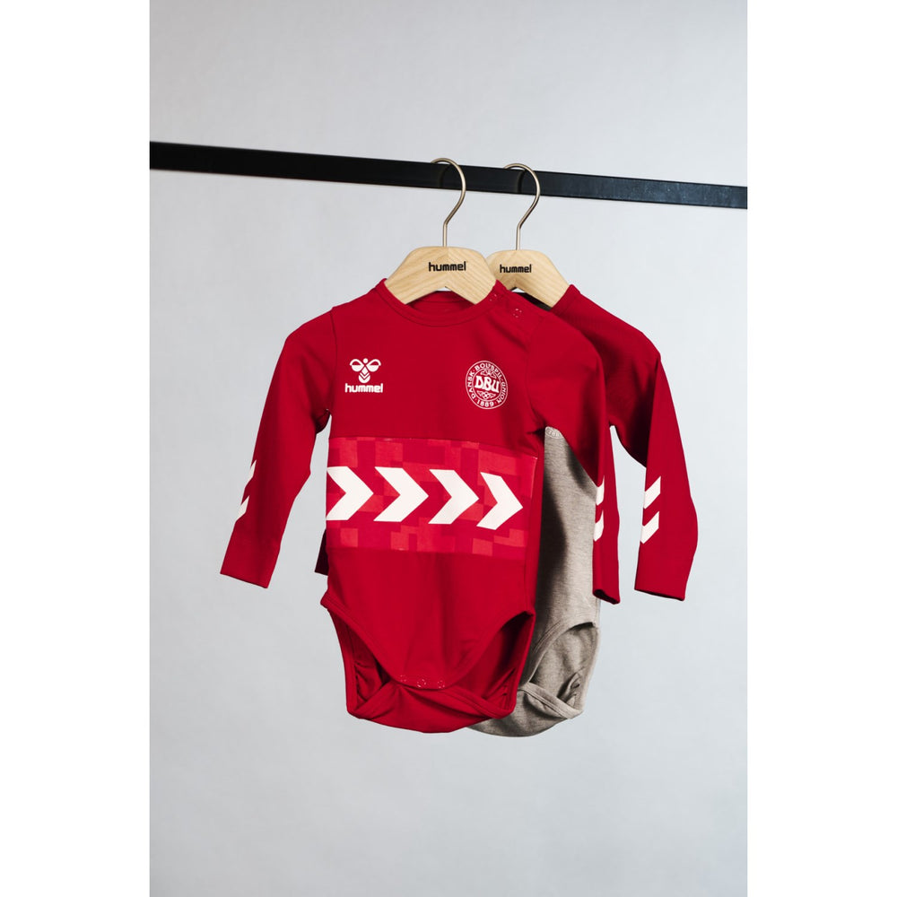 Køb Hummel Chili Peber DBU Gameday Match Body