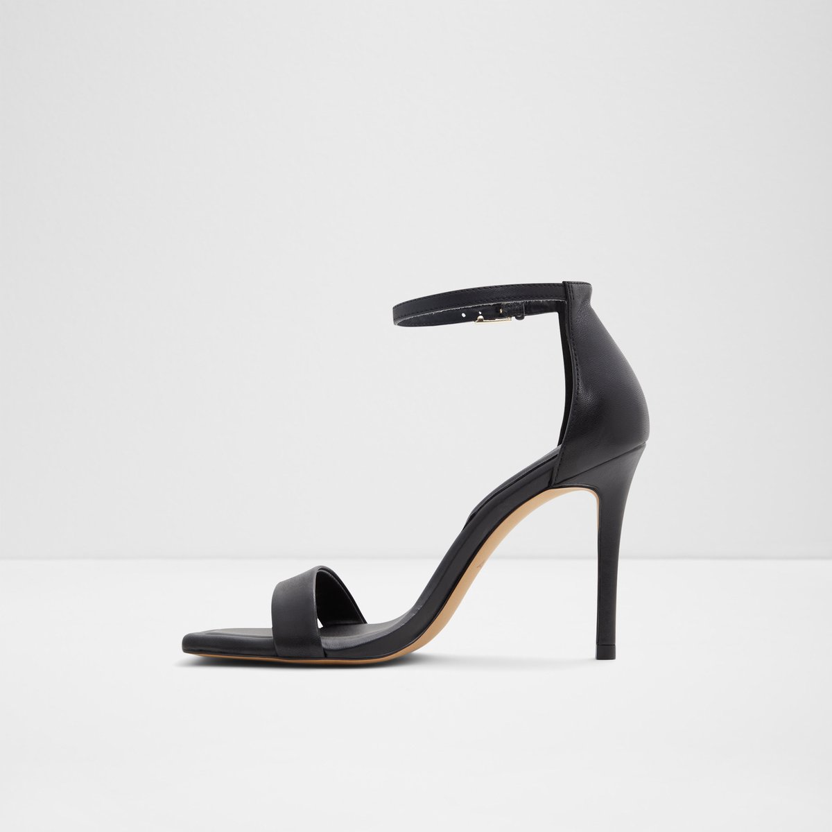 Renza Black Women Heeled sandals