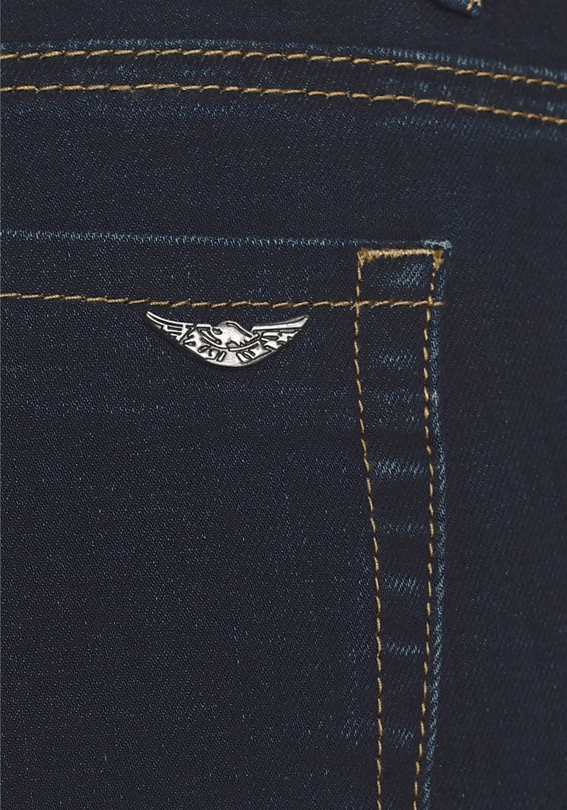 Arizona Jeansshorts »Ultra-Stretch«, extra eng geschnitten,  krempelbare Beinabschlüsse