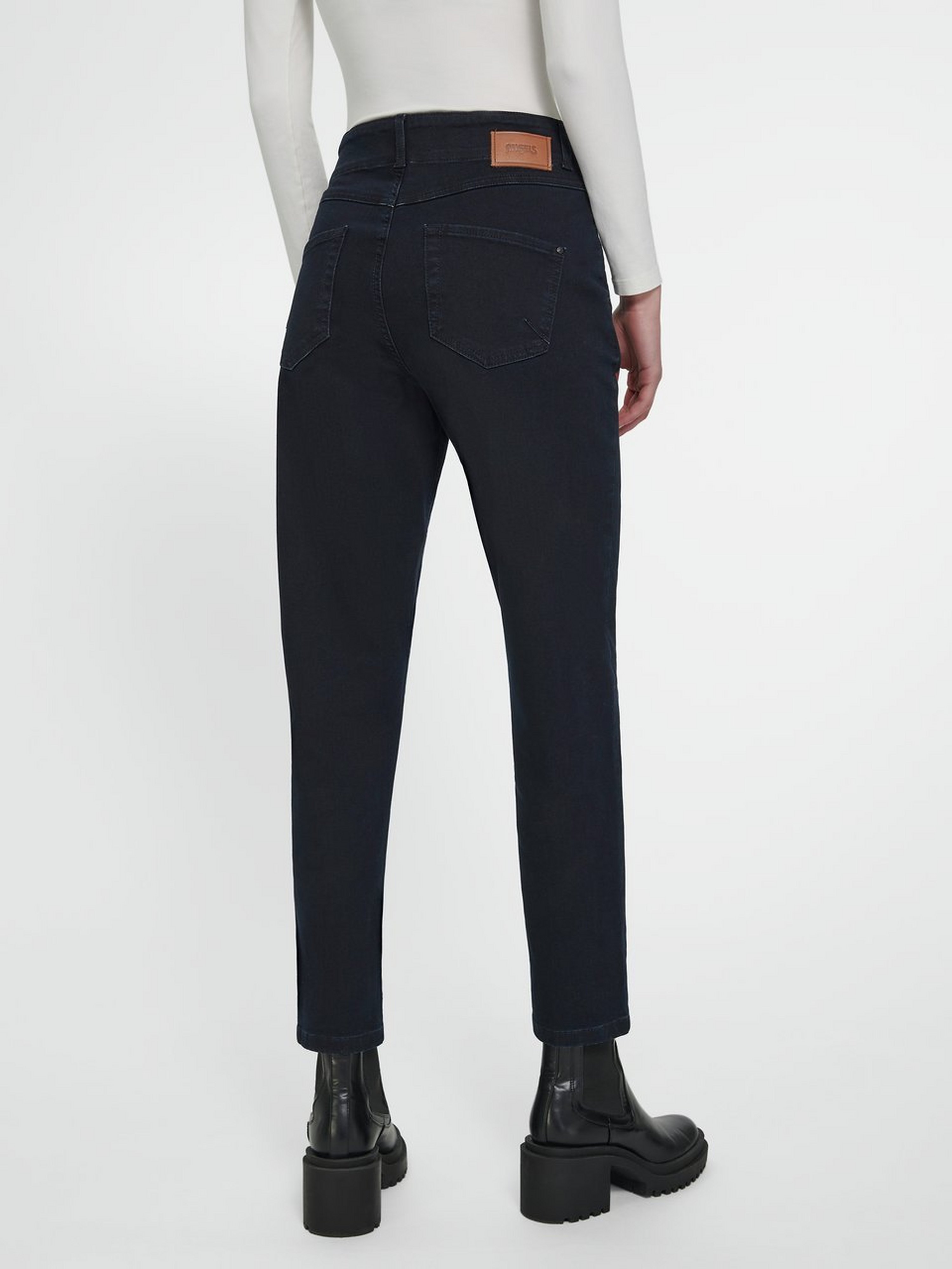 JeansJeans 