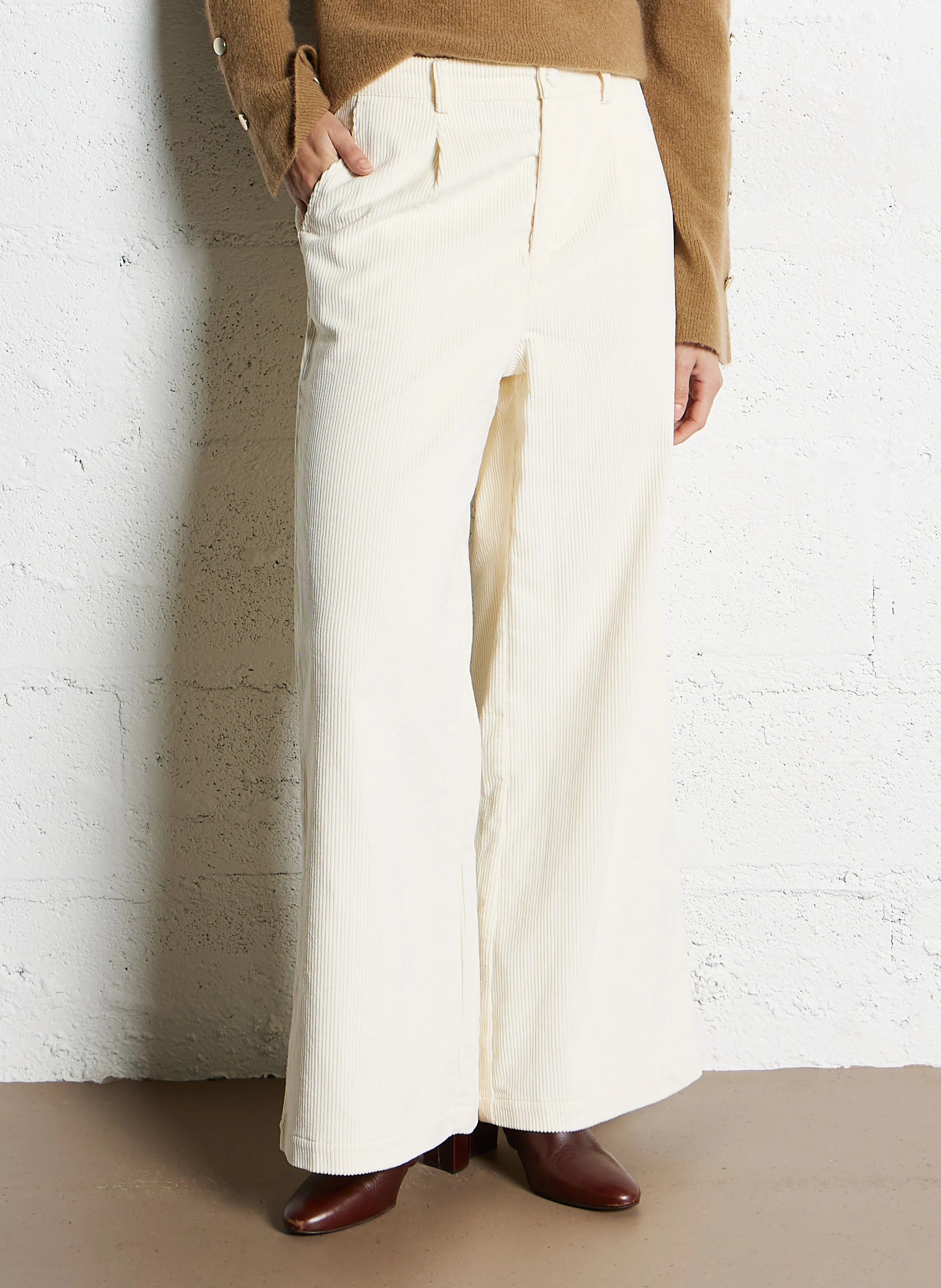 BETHANY - Pantalon large en velours côtelé | Blanc