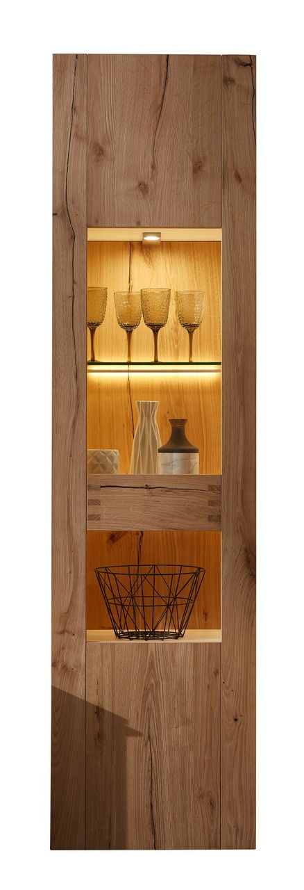 Hom´in Vitrine STUDIO 8