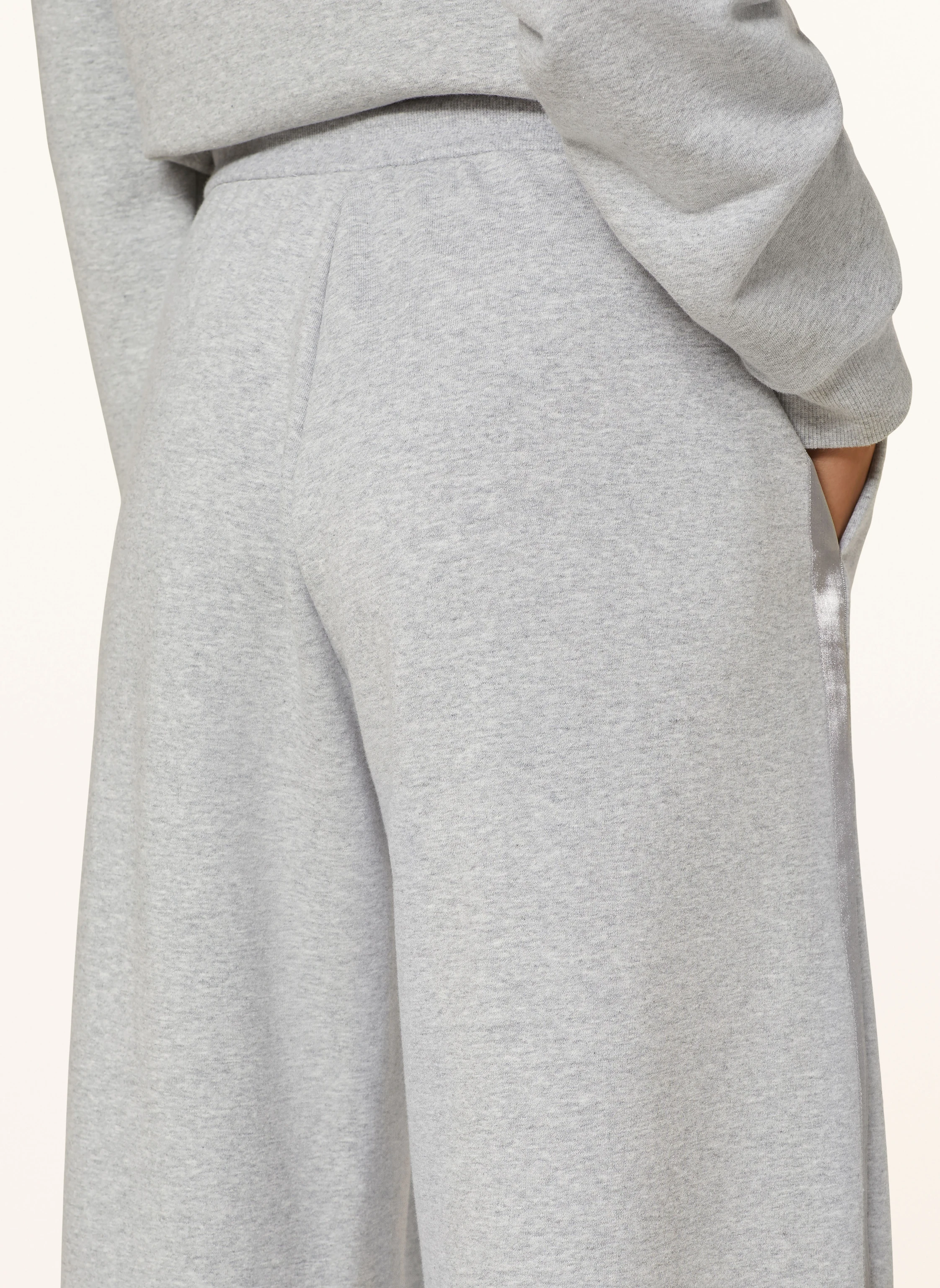 MM Sweatpants VELES mit Galonstreifen